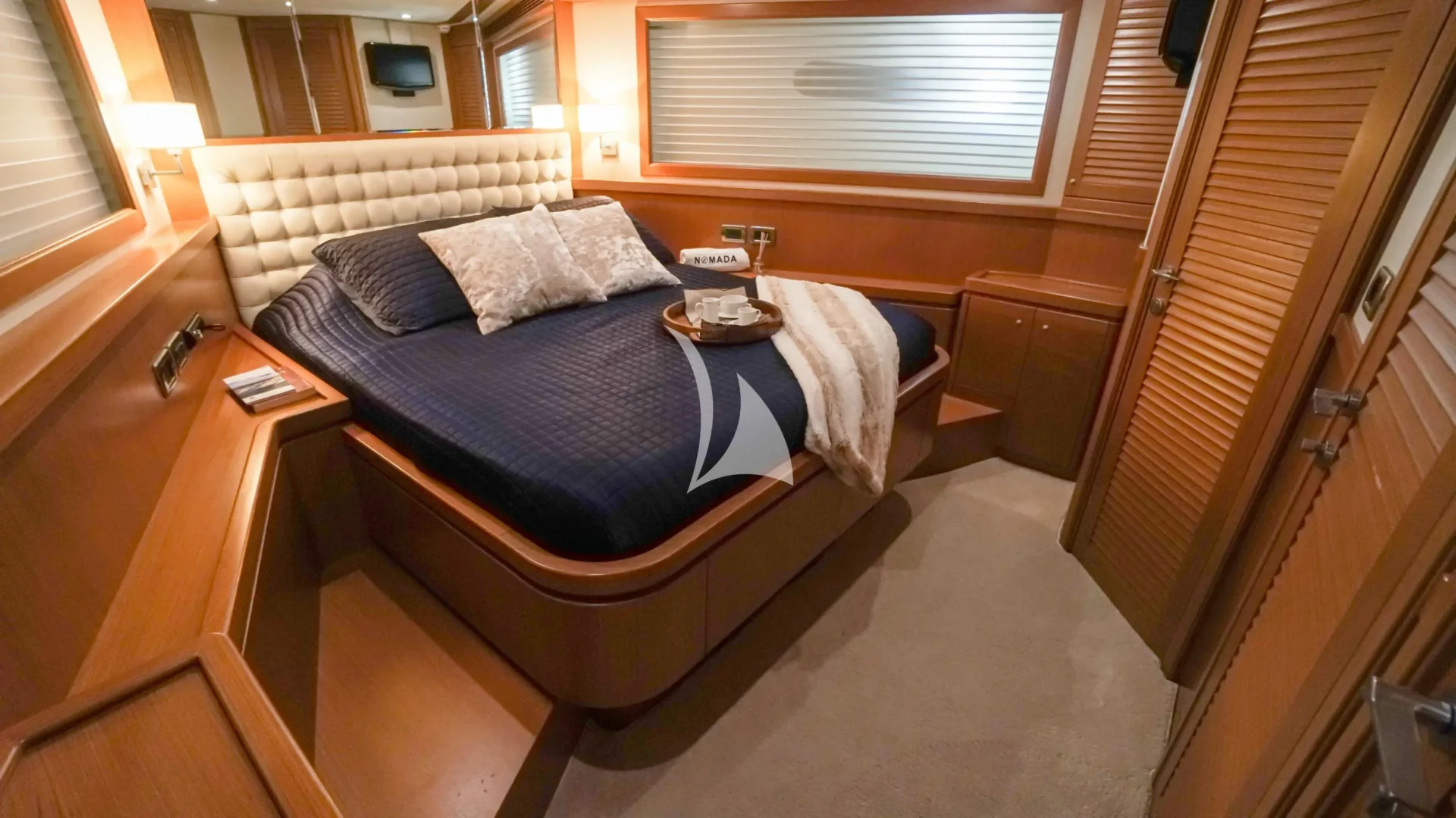 NOMADA Charter Yacht