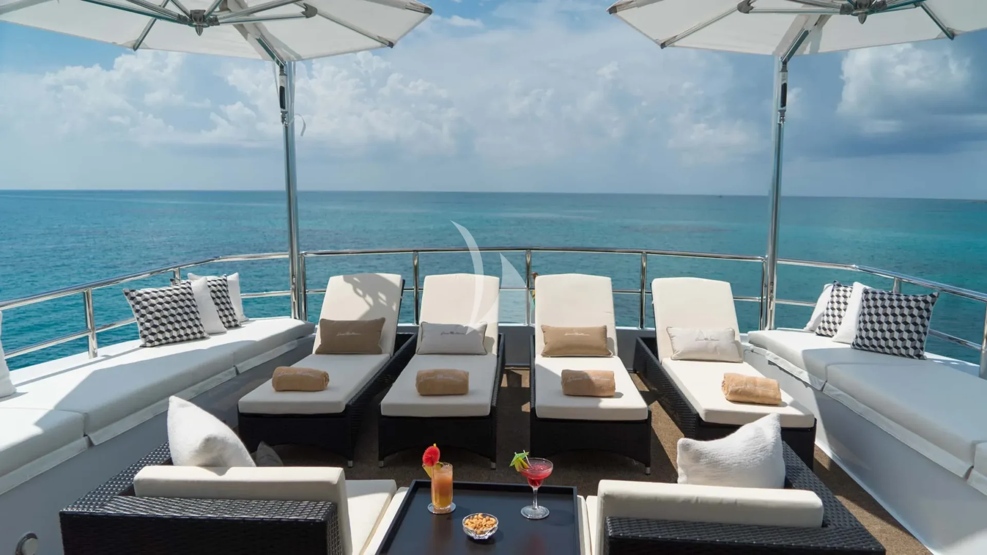 GRAND ILLUSION Charter Yacht