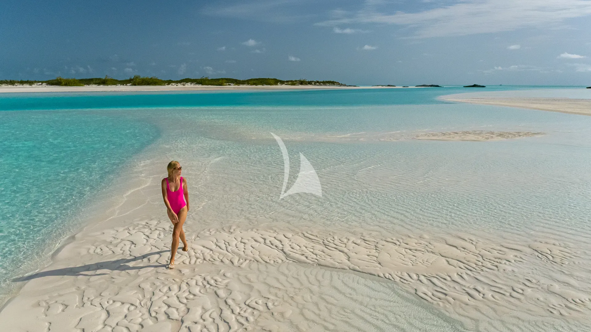 REVERIE Charter Yacht