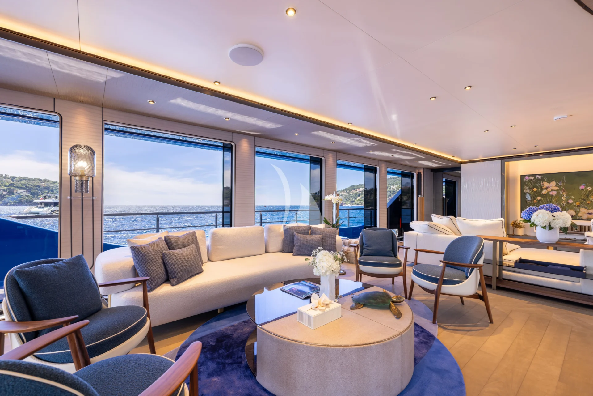 SUI GENERIS Charter Yacht