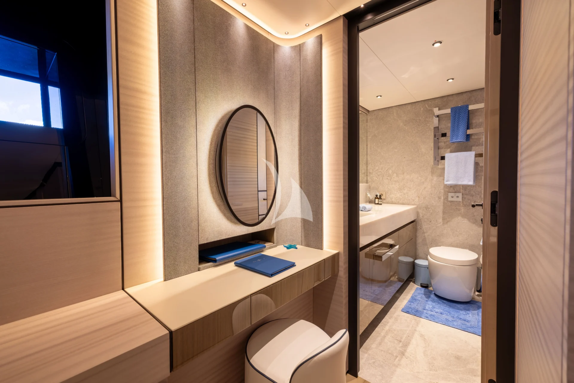 SUI GENERIS Charter Yacht