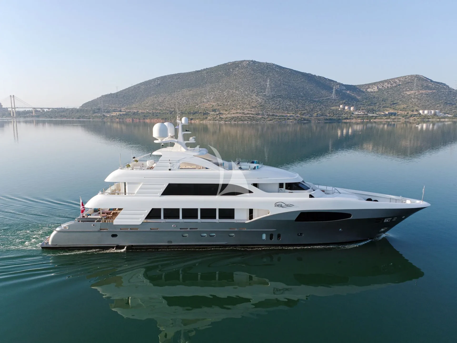 I SEA Charter Yacht