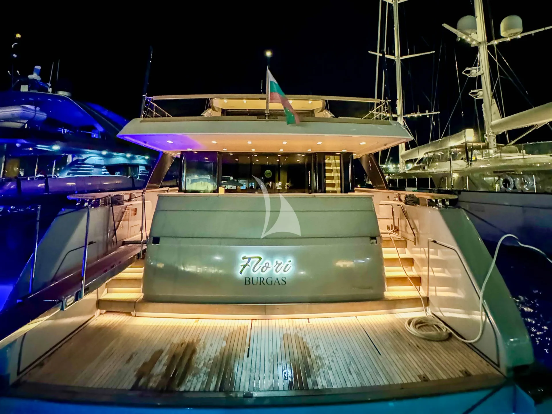 FLORI Charter Yacht
