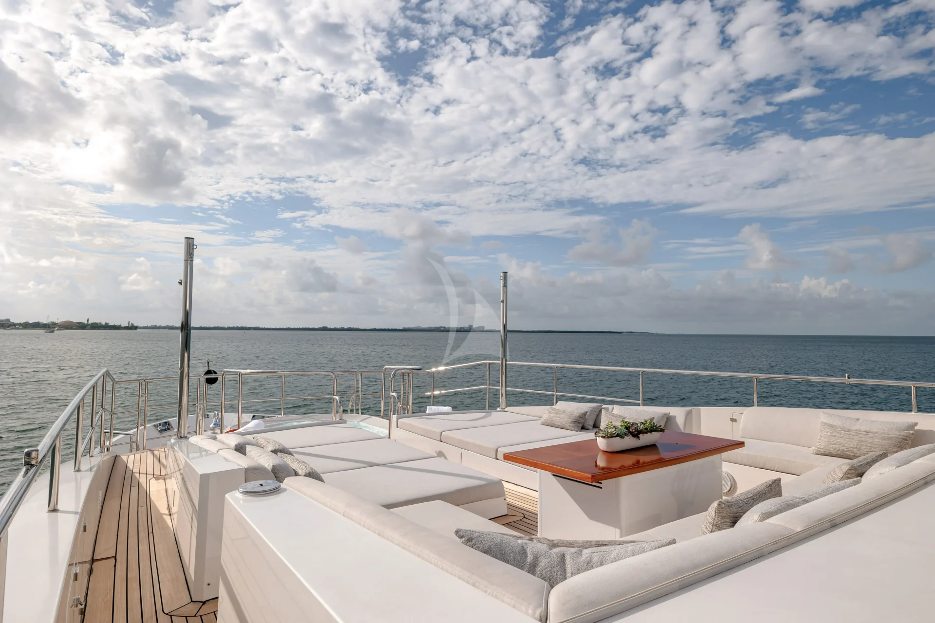PATIENCE Charter Yacht