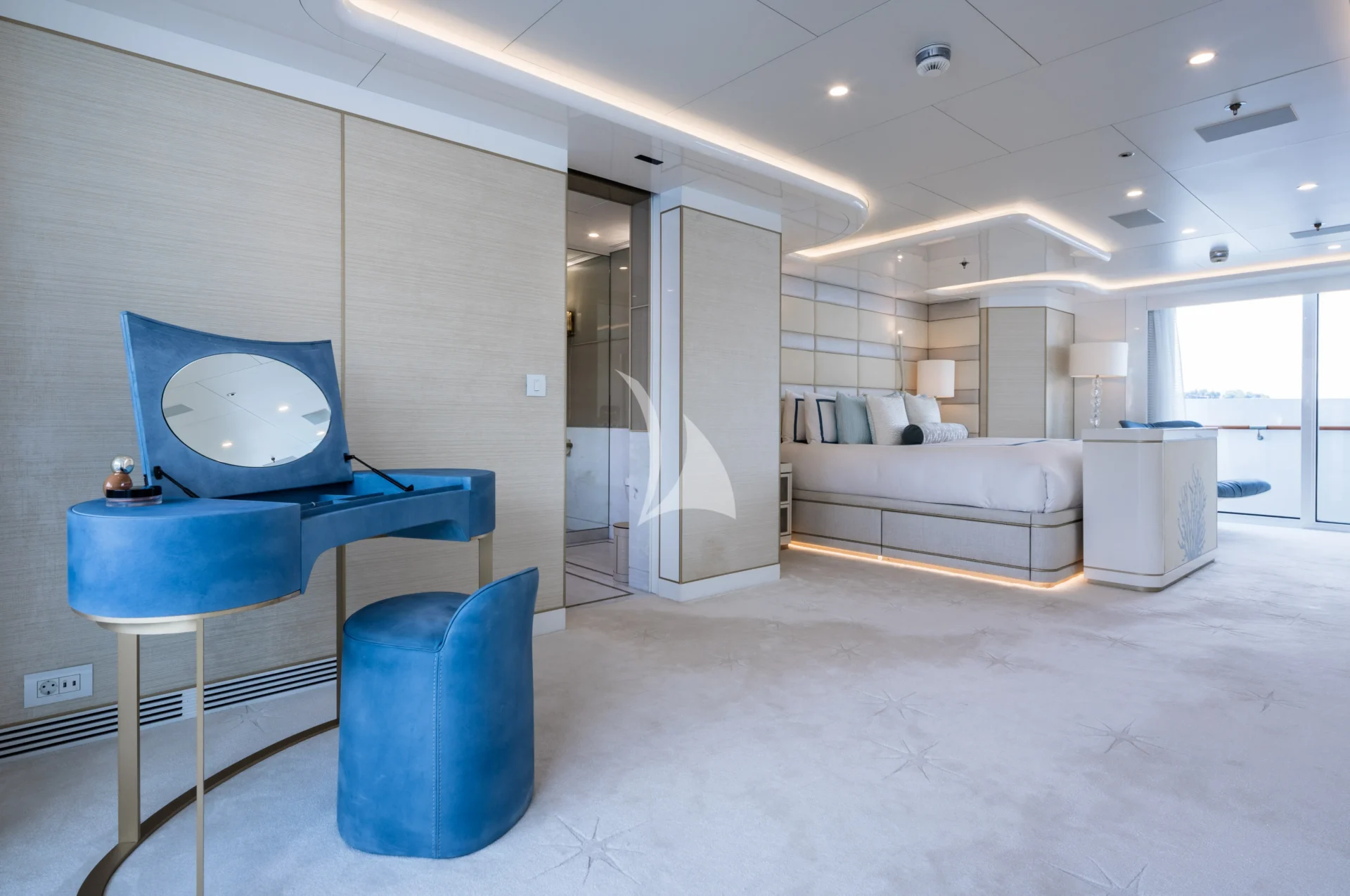 CORAL OCEAN Charter Yacht