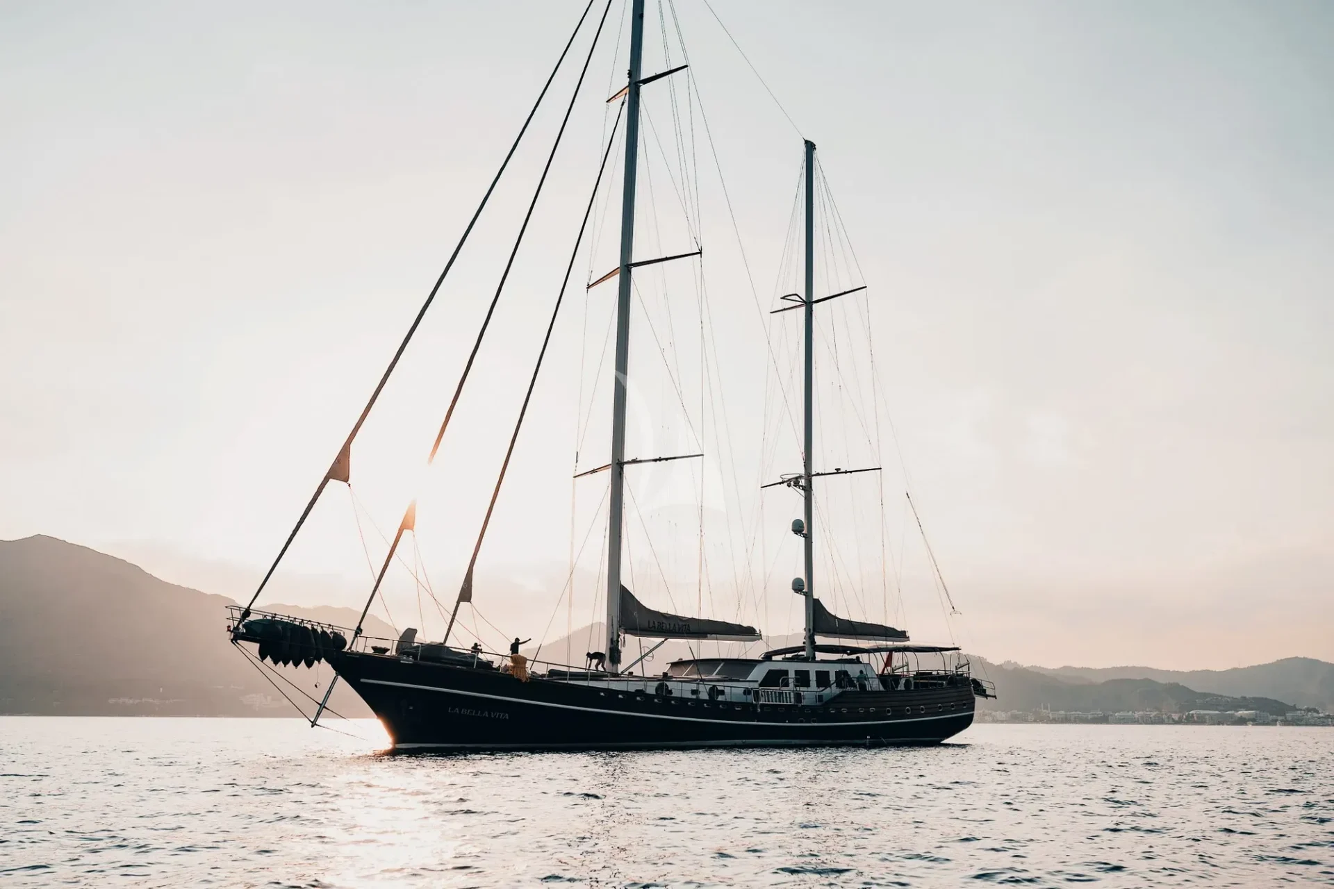 La Bella Vita Charter Yacht