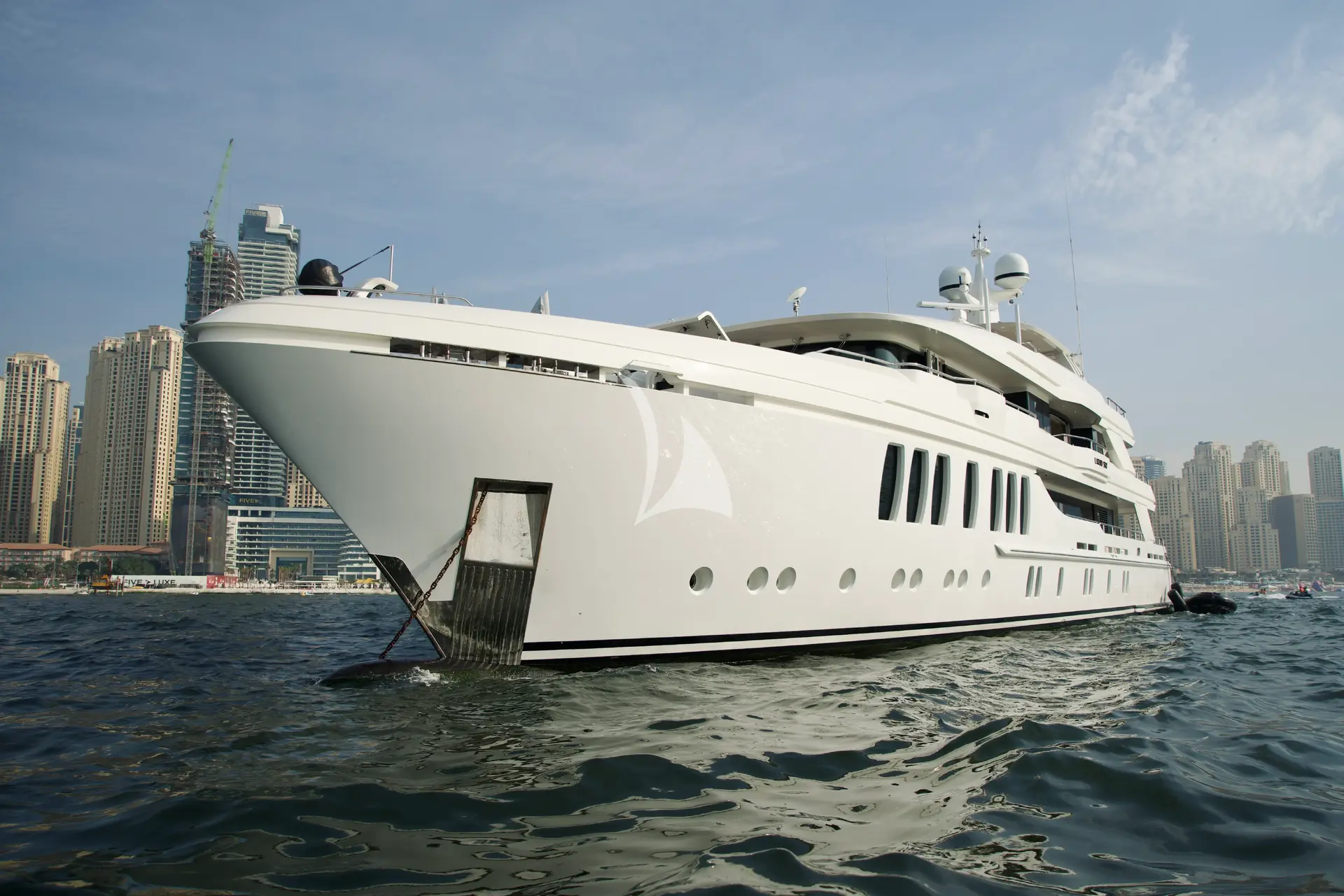 LIQUID SKY Charter Yacht
