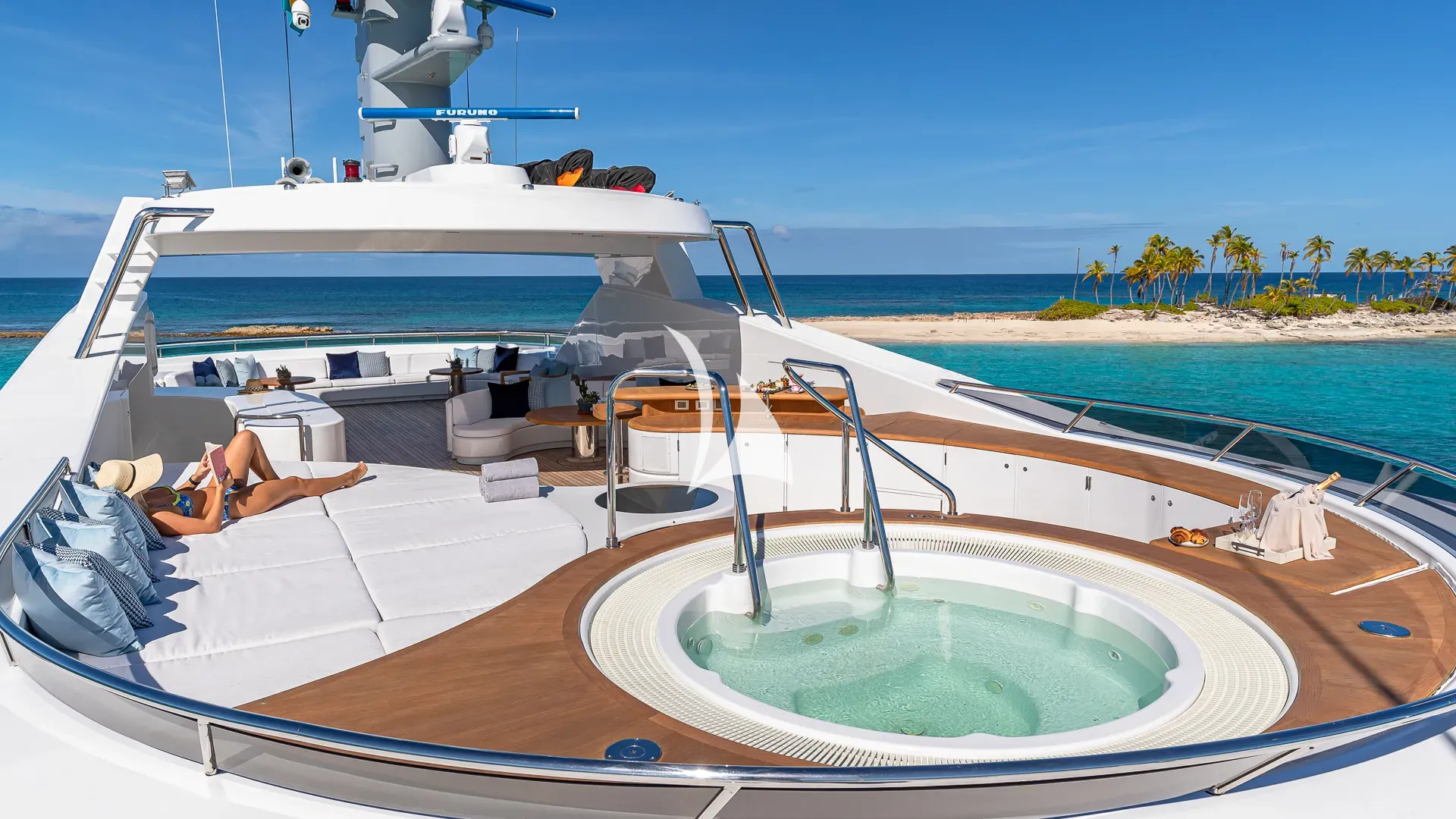 REVERIE Charter Yacht