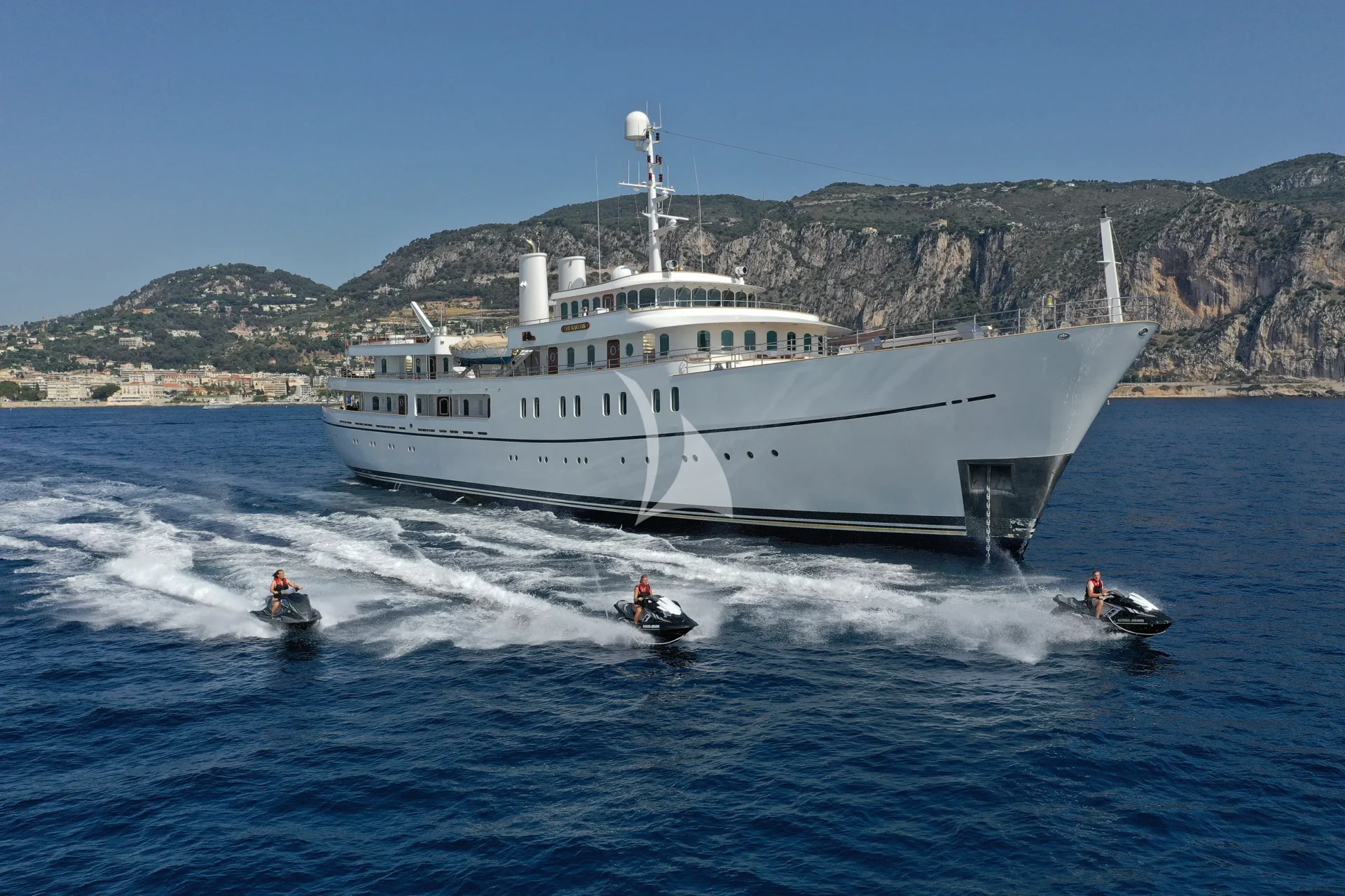 SHERAKHAN Charter Yacht