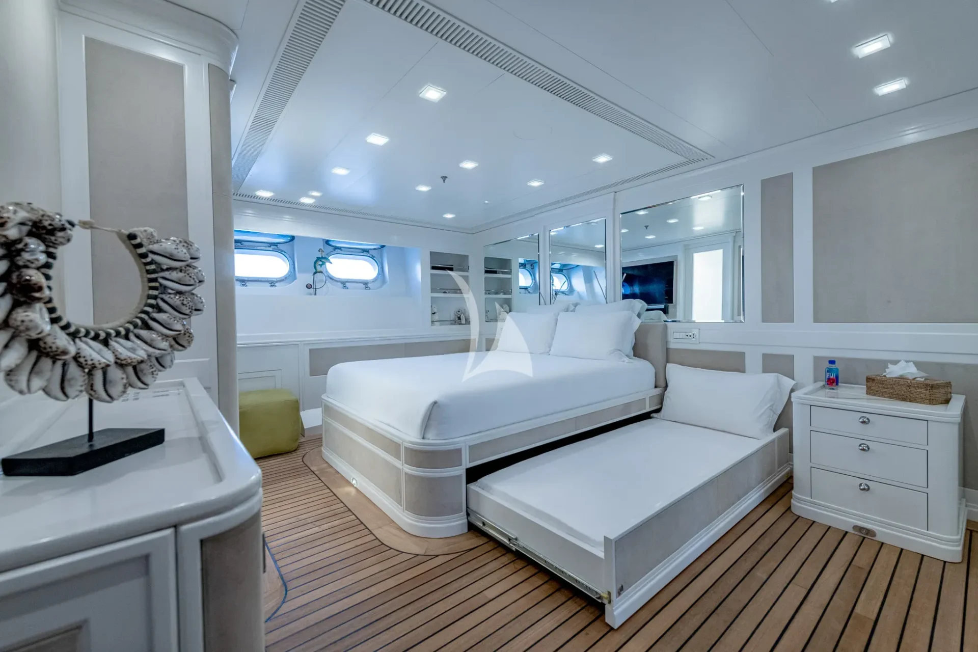 SPIRIT OF THE C'S Charter Yacht