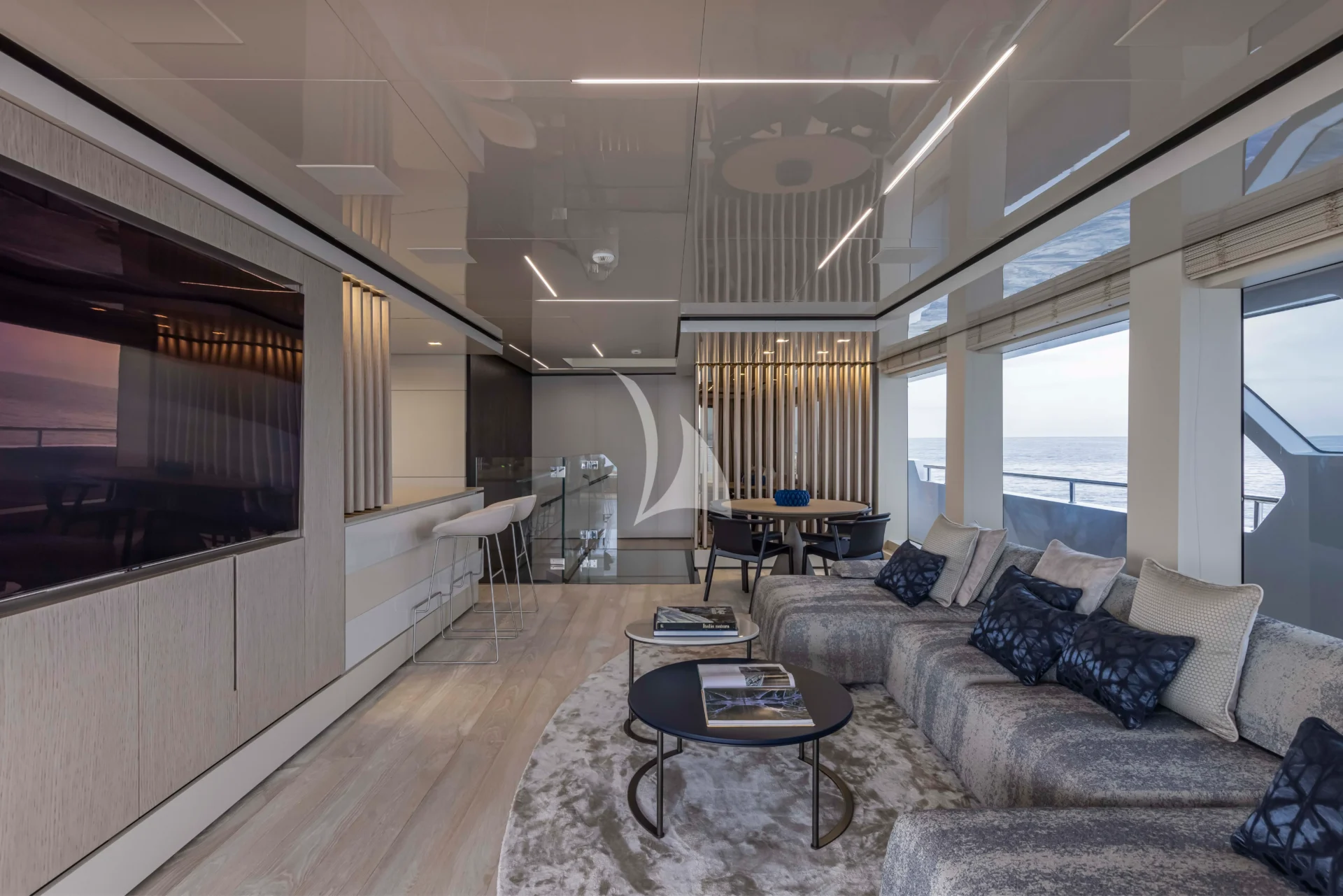 EMOCEAN Charter Yacht