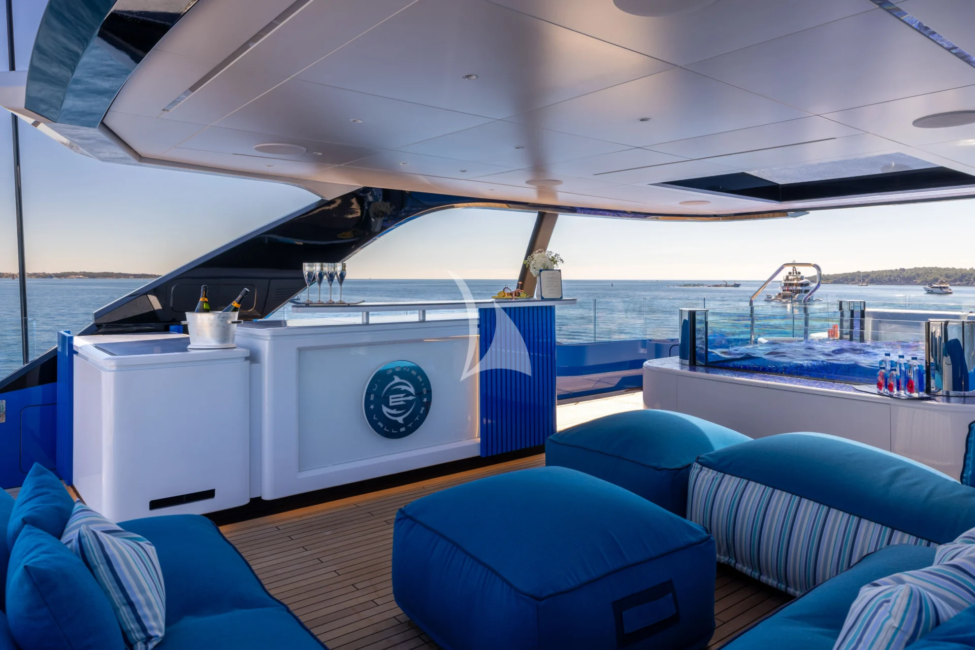 SUI GENERIS Charter Yacht