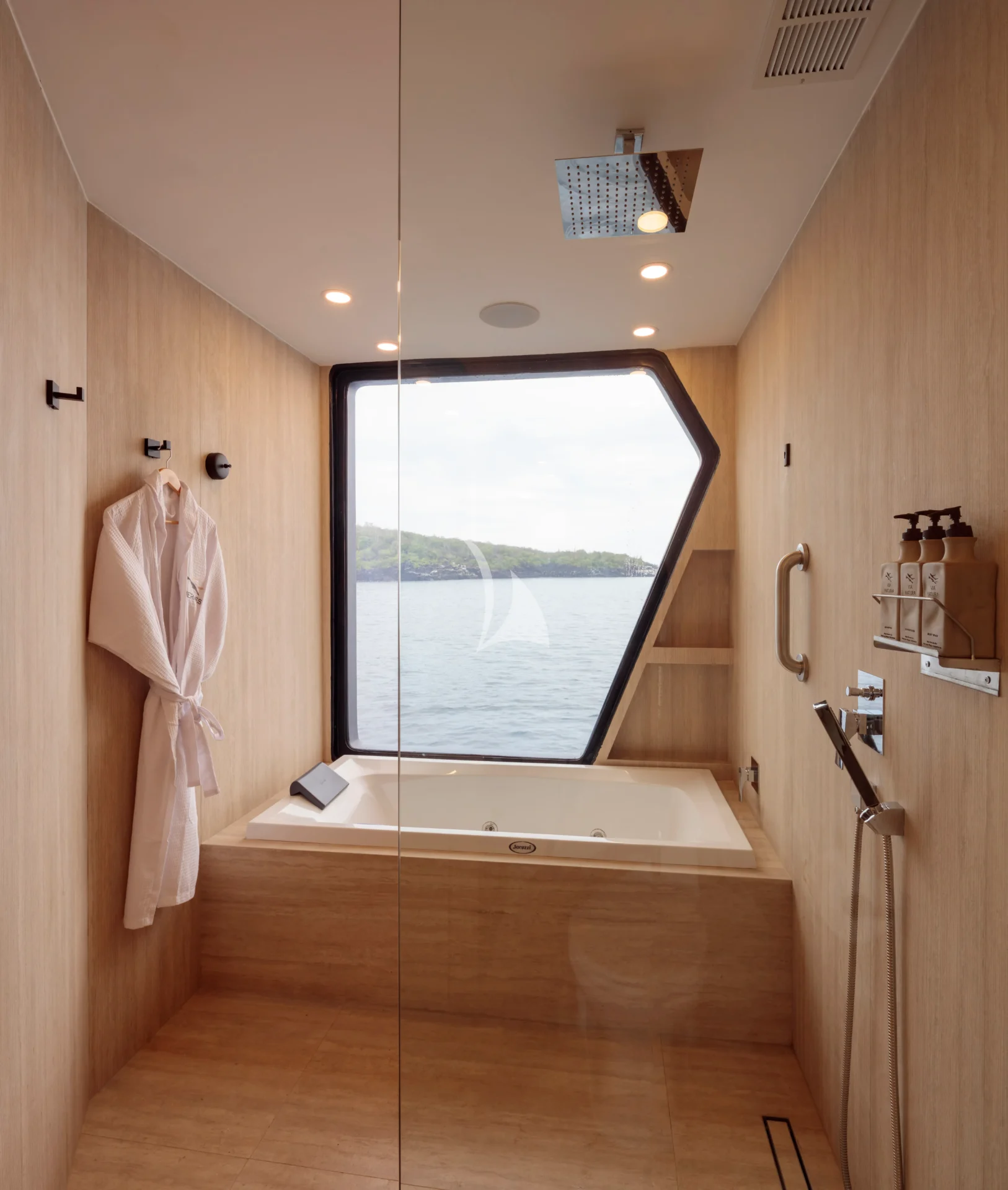 HERMES Charter Yacht