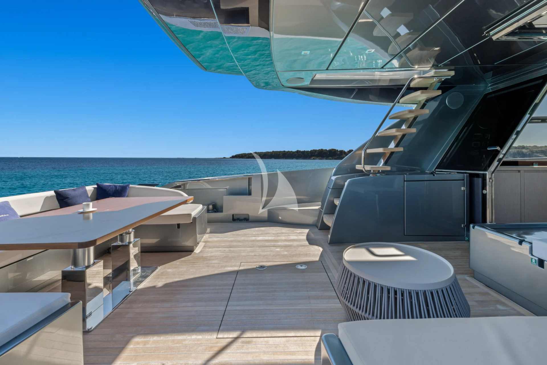 SAMIRA Charter Yacht