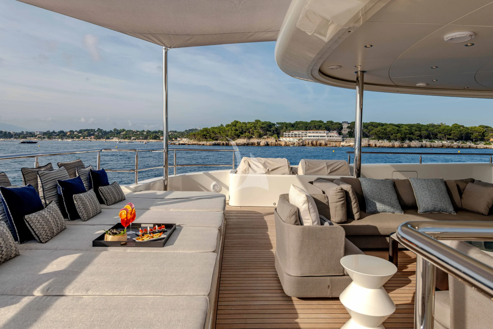 QUASAR Charter Yacht