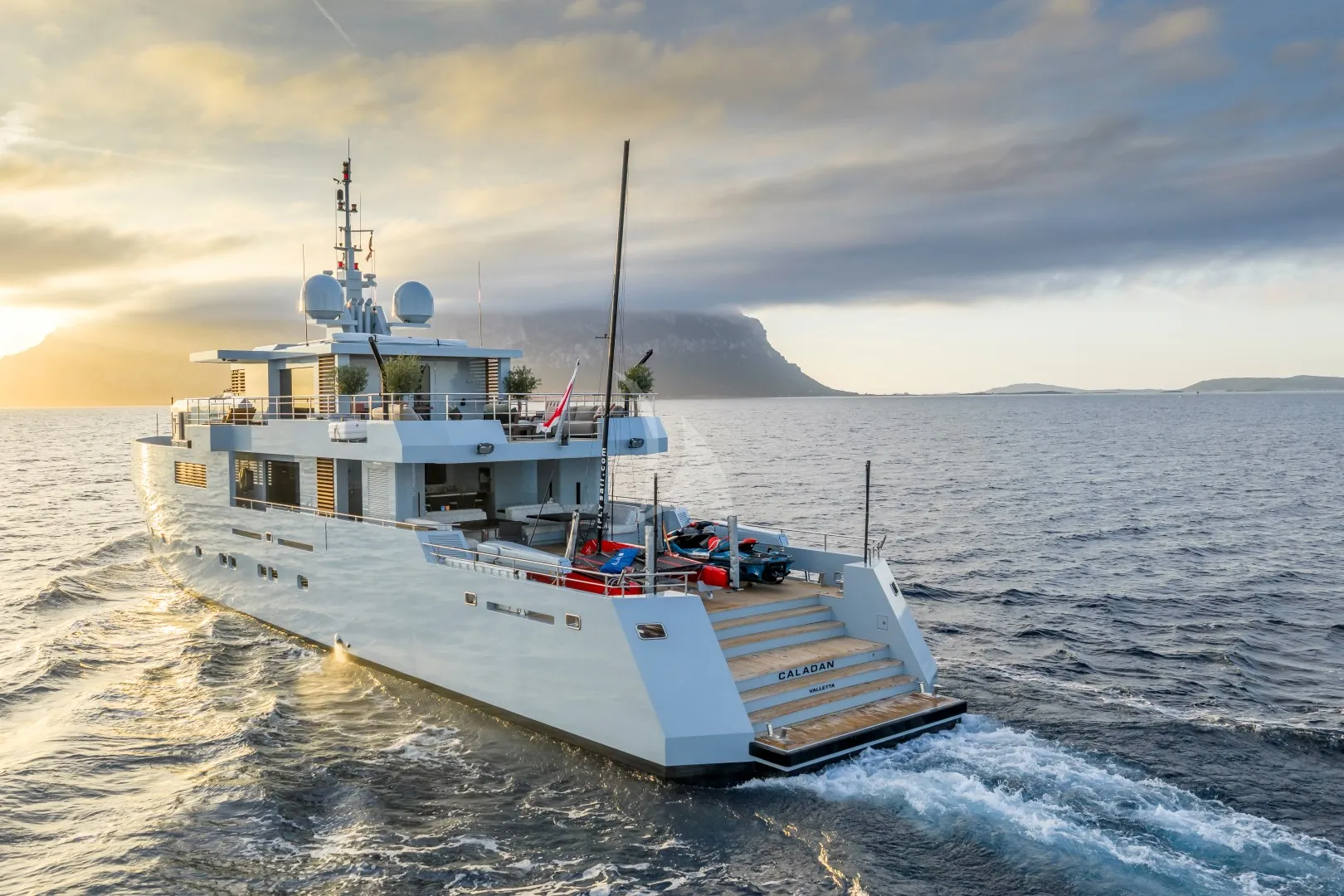 CALADAN Charter Yacht