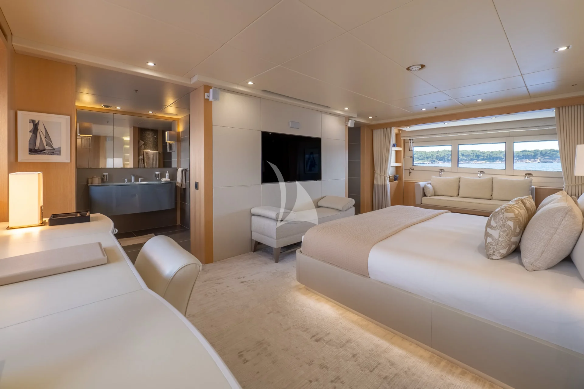 ARADOS Charter Yacht