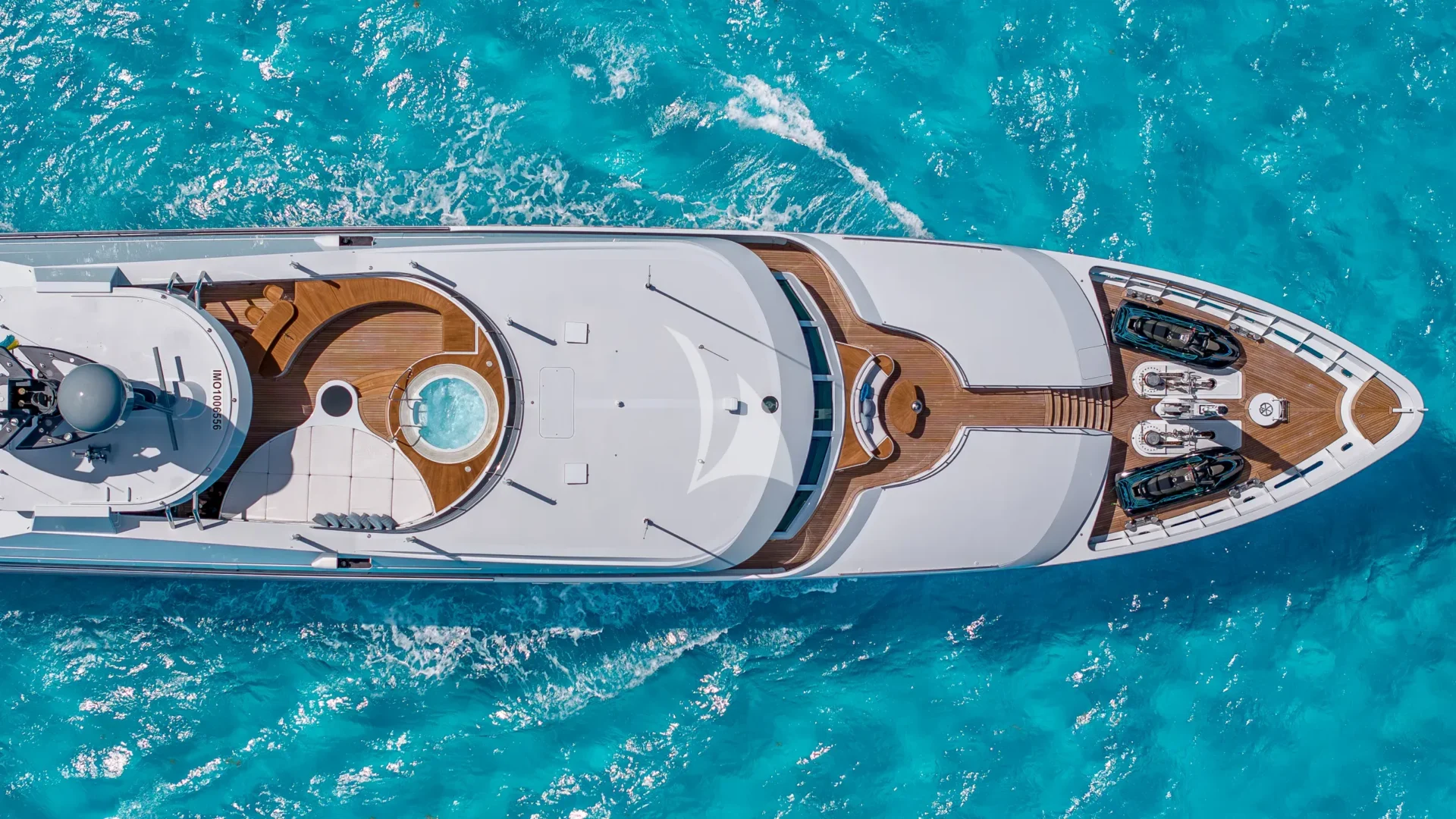 REVERIE Charter Yacht