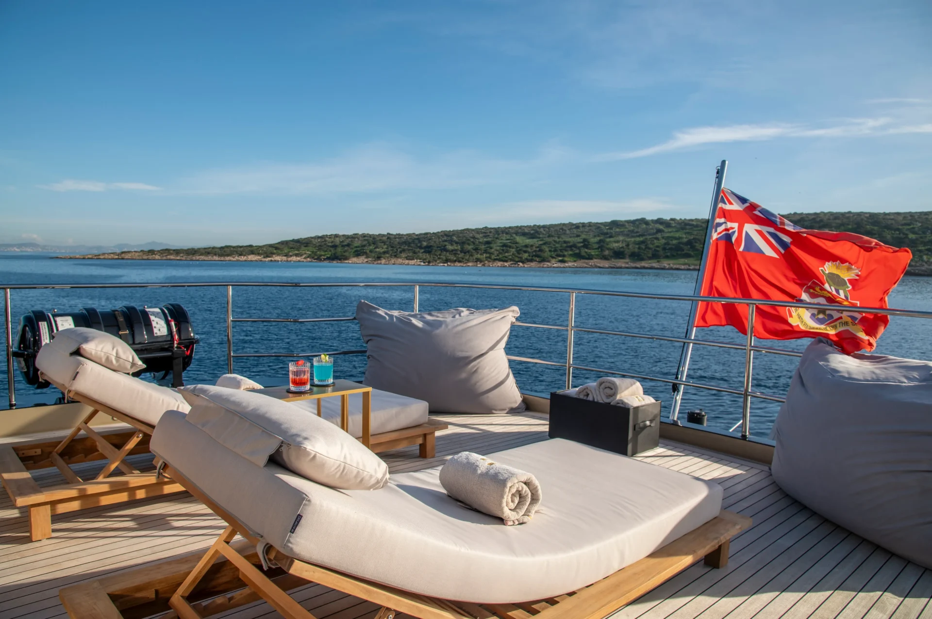 HOKULANI Charter Yacht