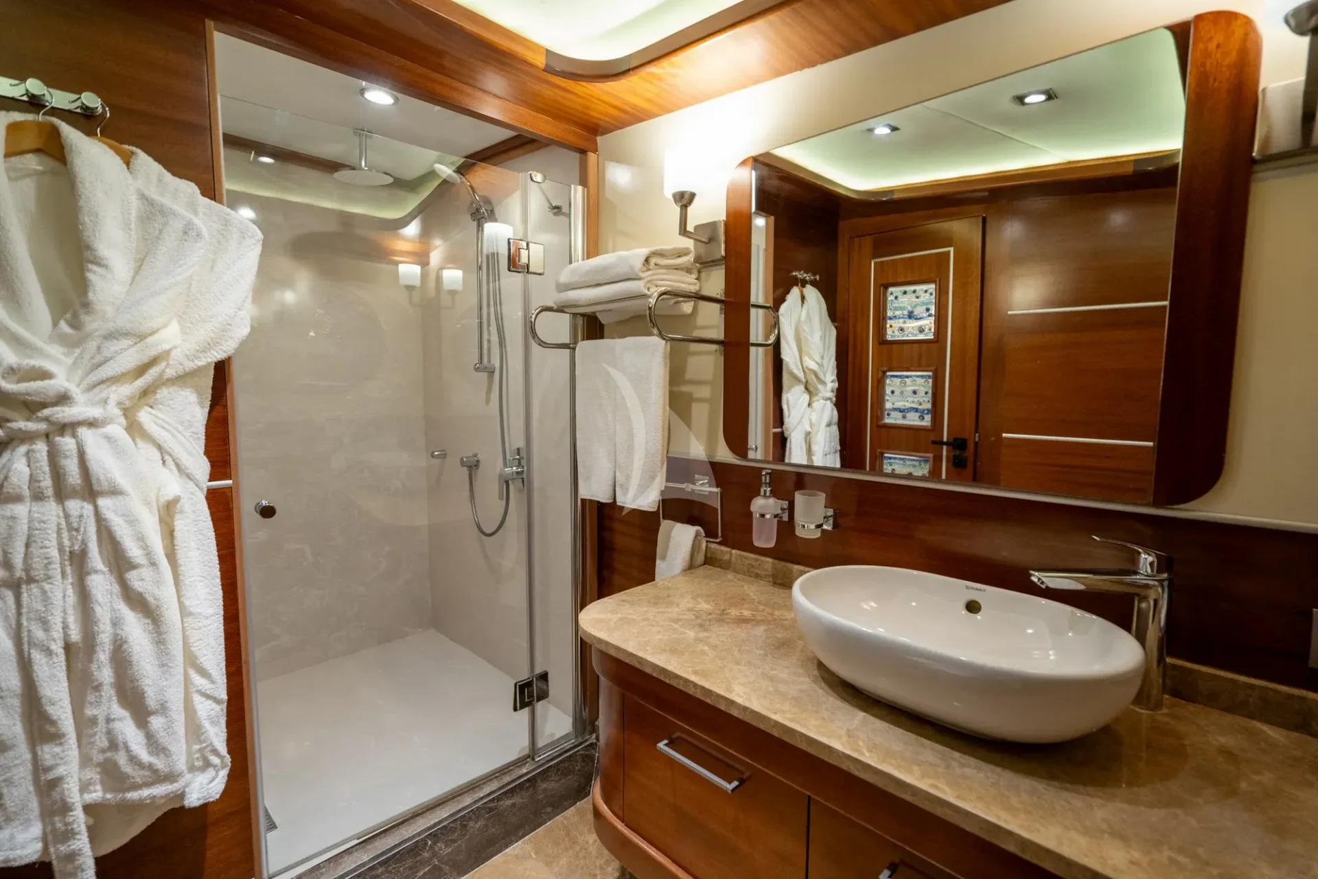 La Bella Vita Charter Yacht