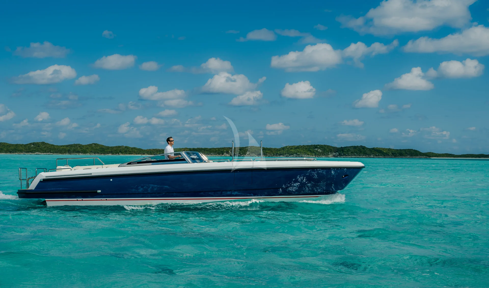 HUNTRESS Charter Yacht