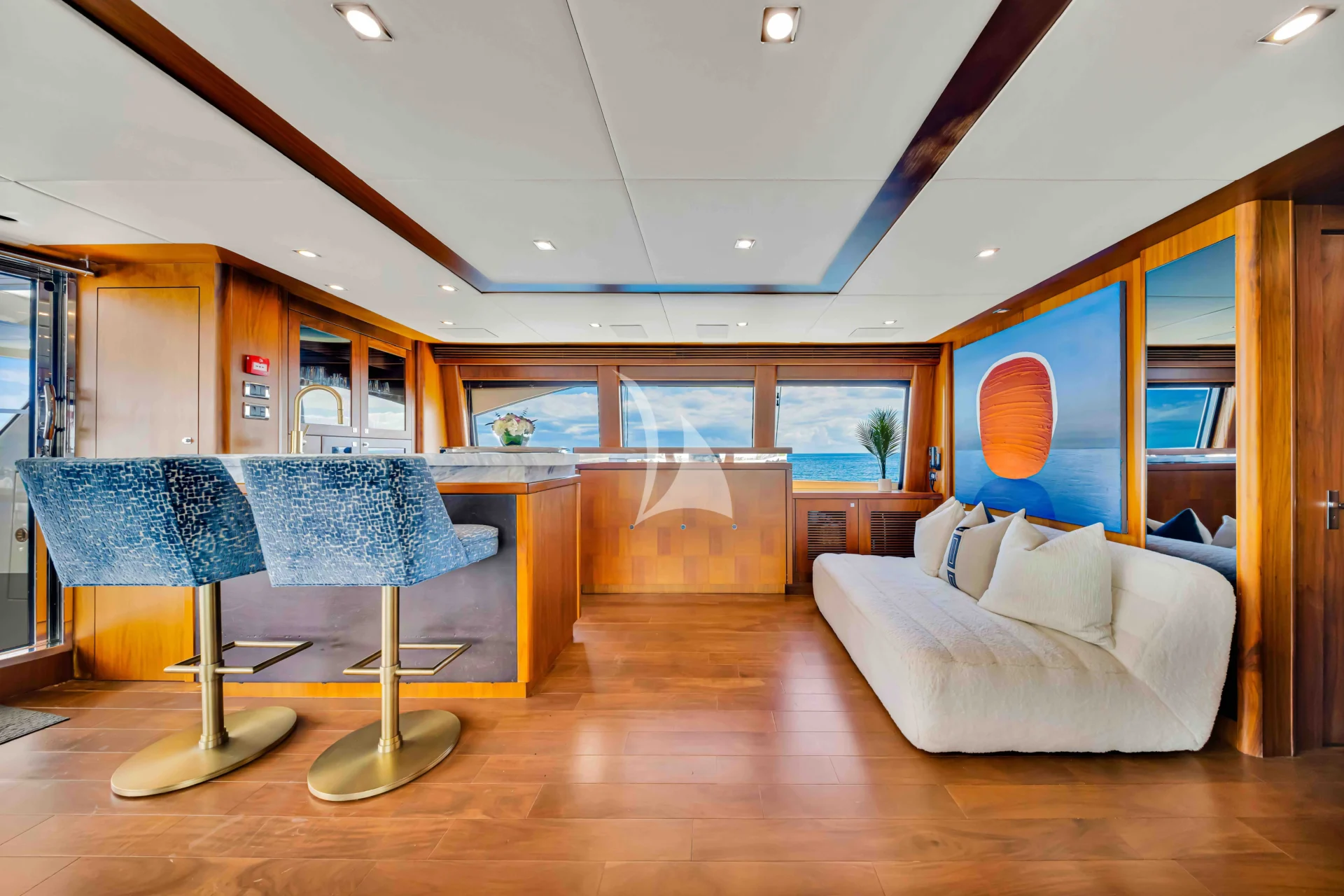NATURAL 9 Charter Yacht