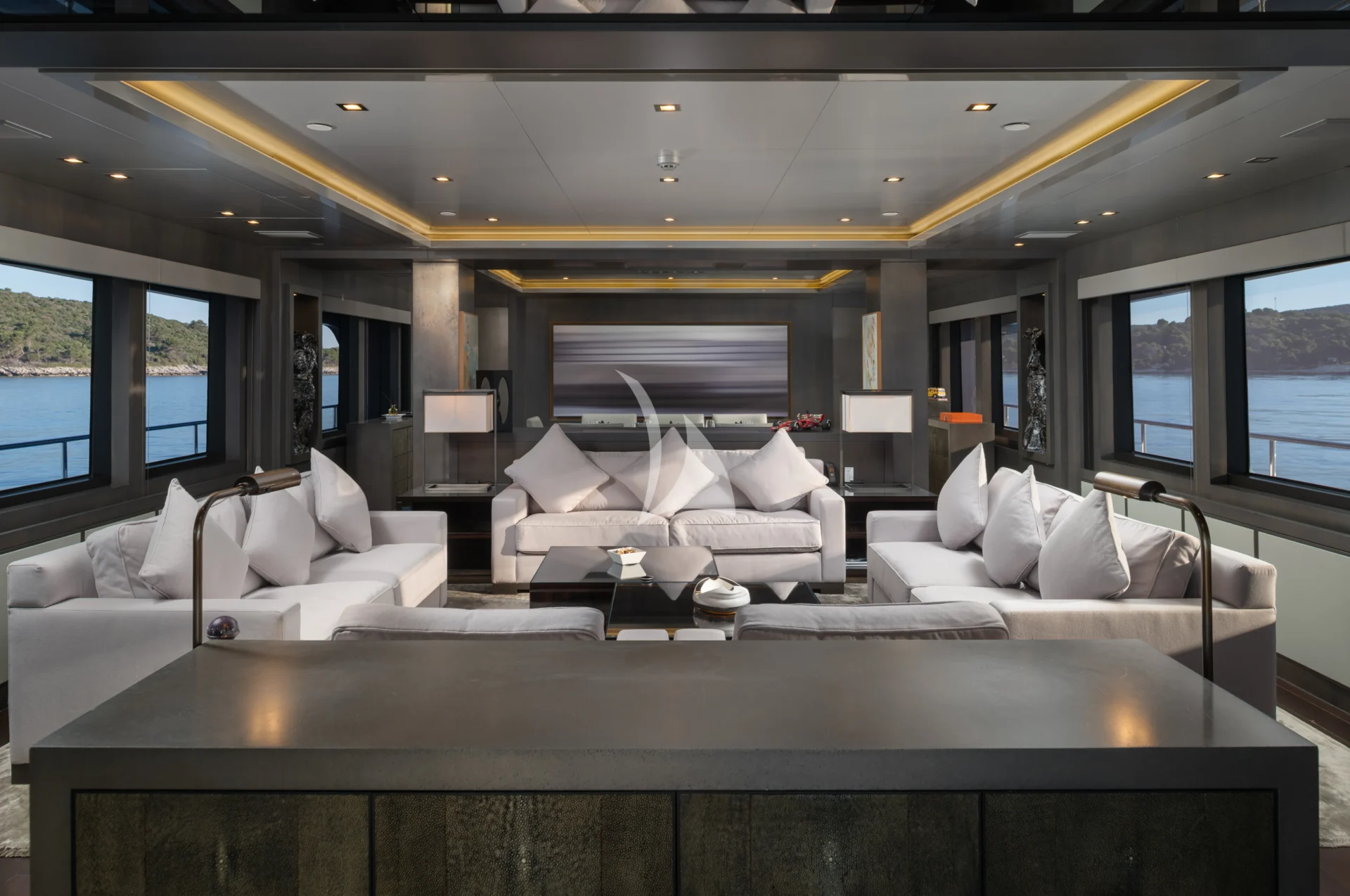 SMOOTH OPERATOR Charter Yacht