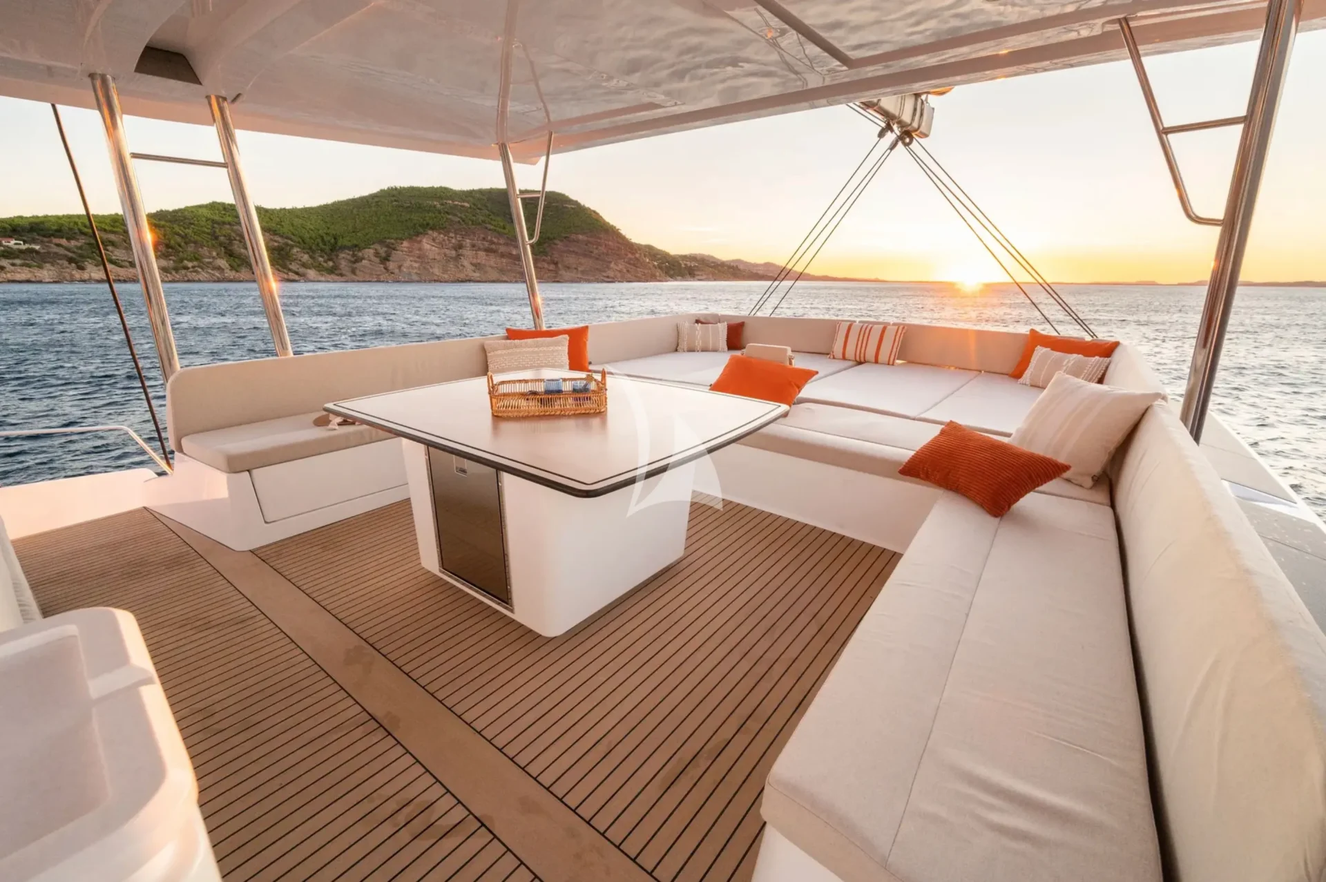 MILLENNIUM FALCON II Charter Yacht