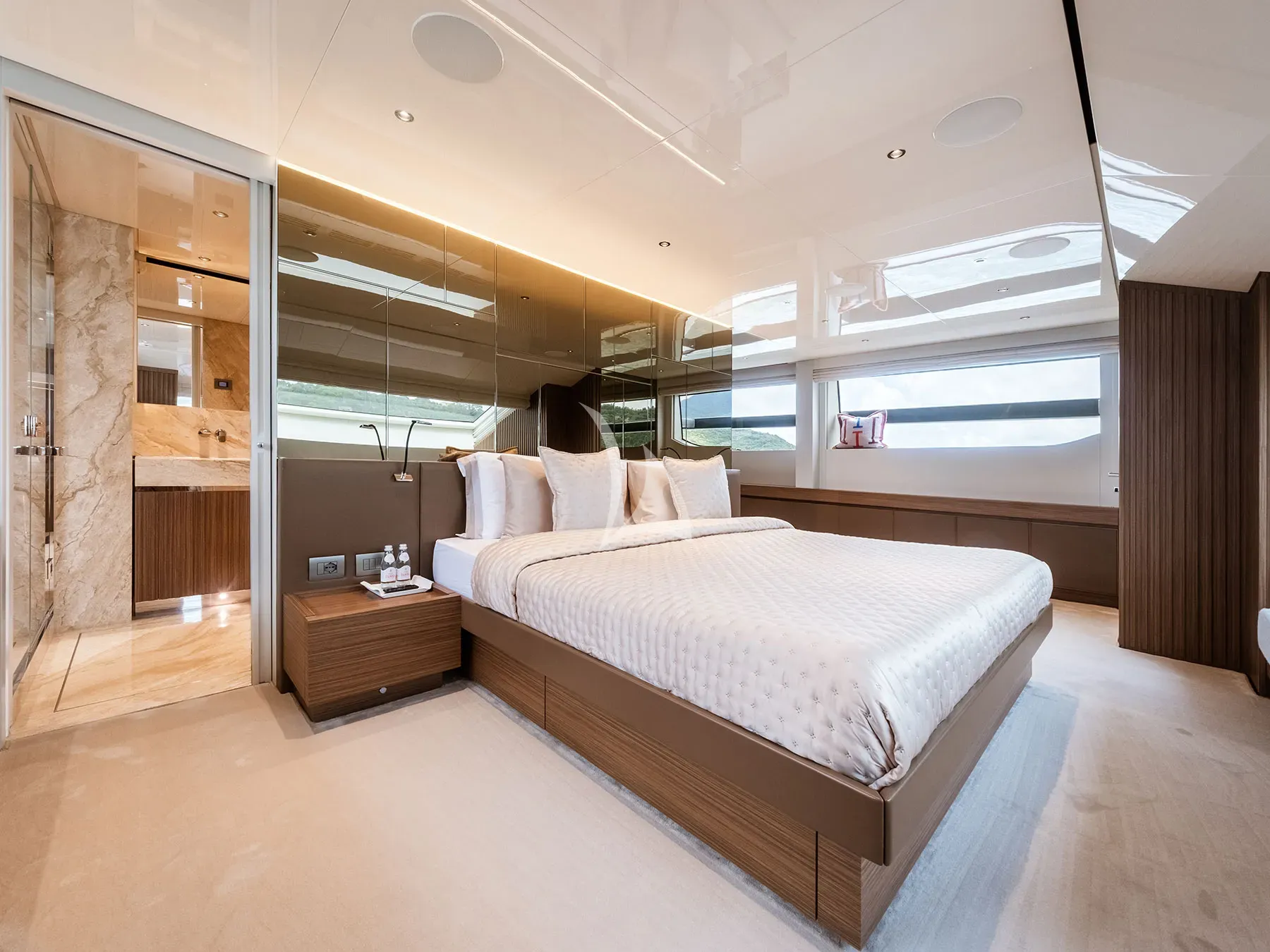 ARESYA Charter Yacht