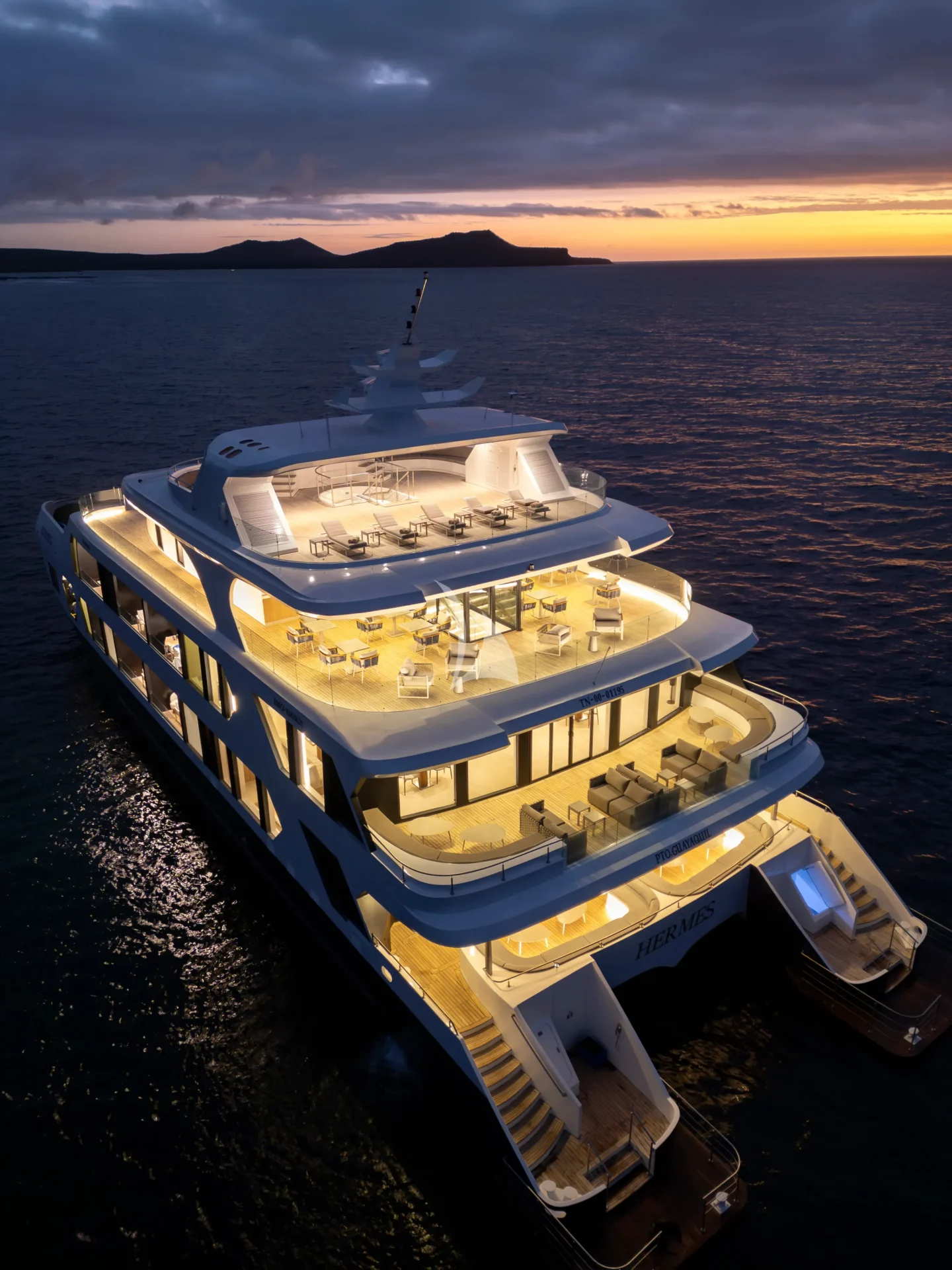HERMES Charter Yacht