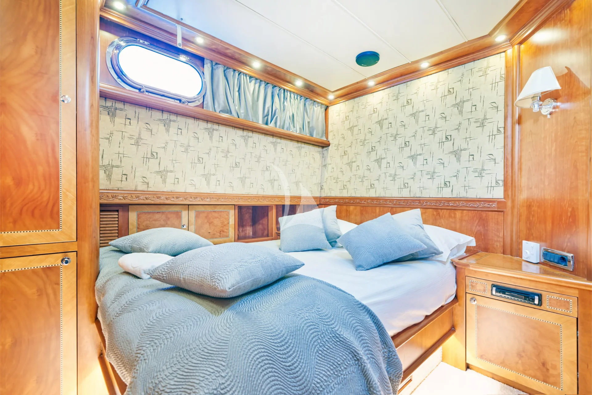 LOTUS Charter Yacht