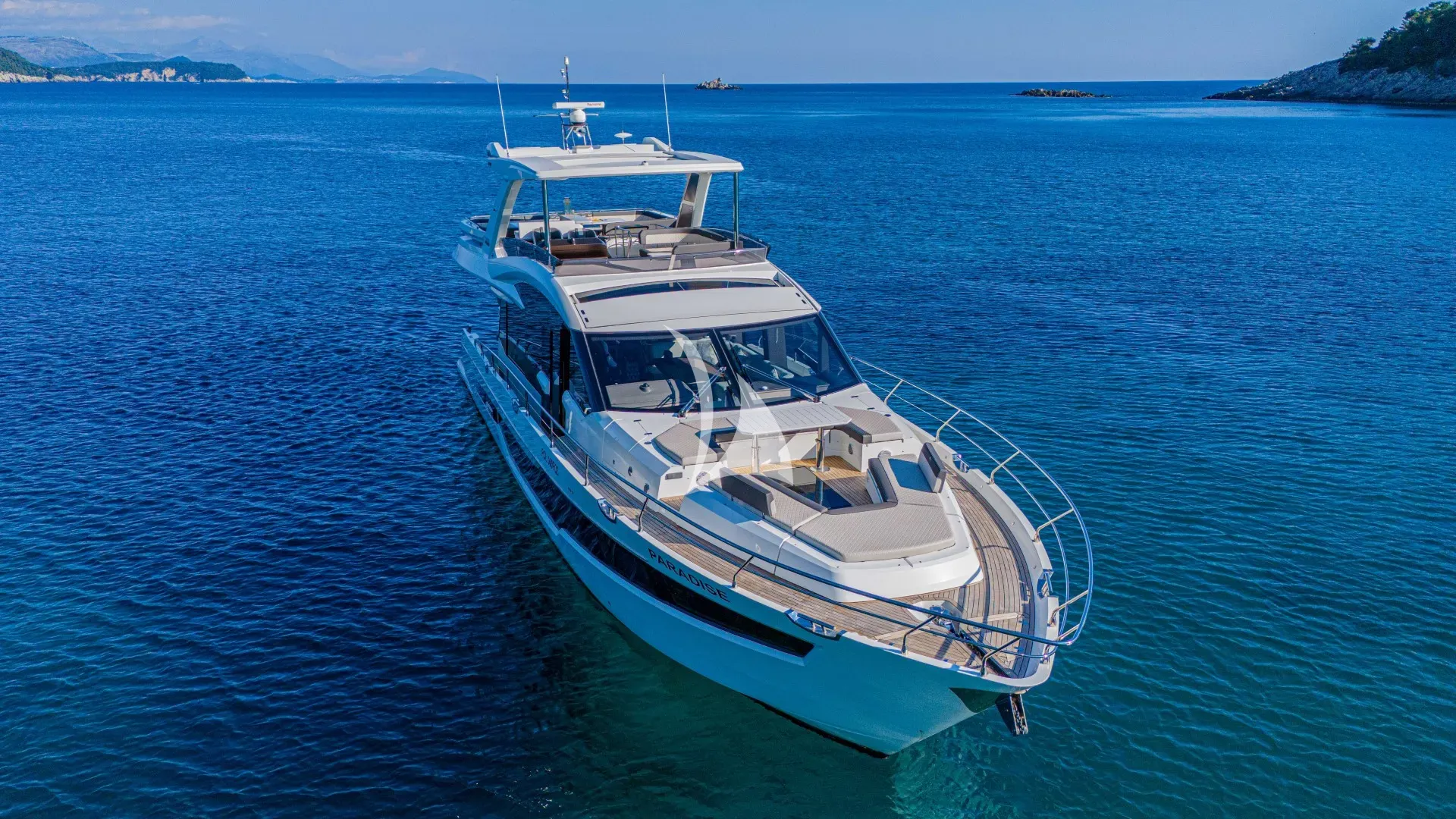 PARADISE Charter Yacht