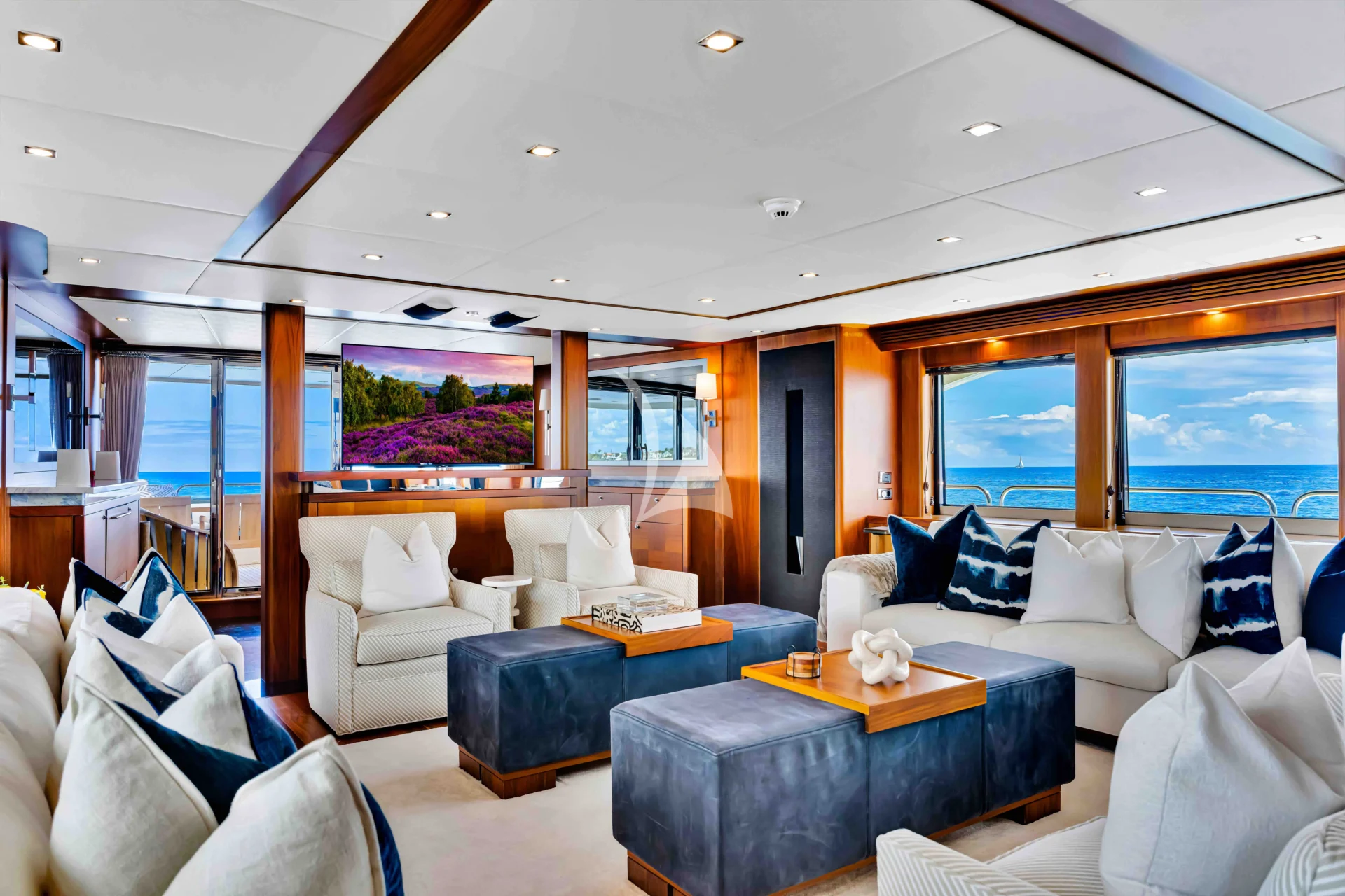 NATURAL 9 Charter Yacht