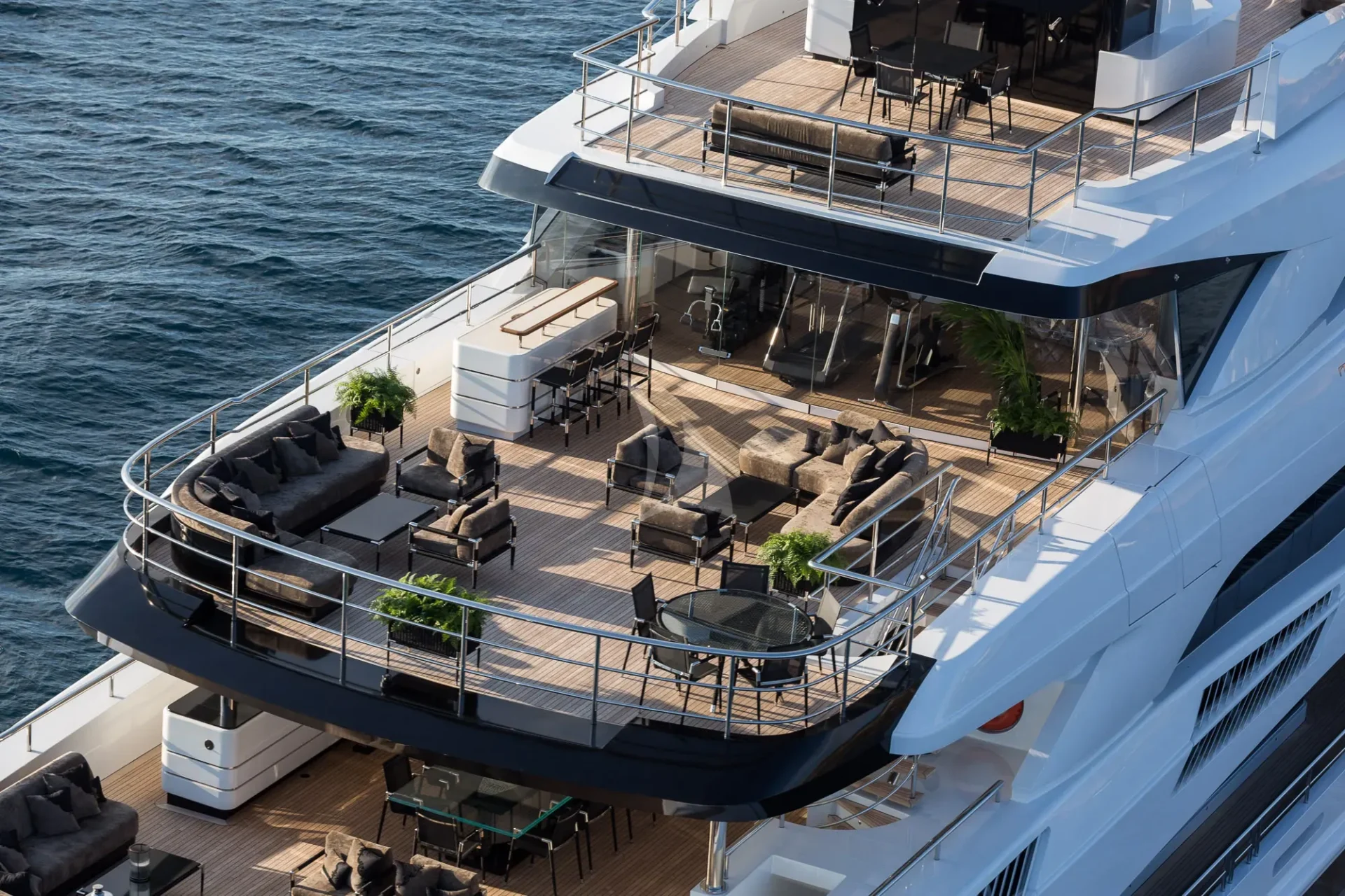 TRIUMPH Charter Yacht
