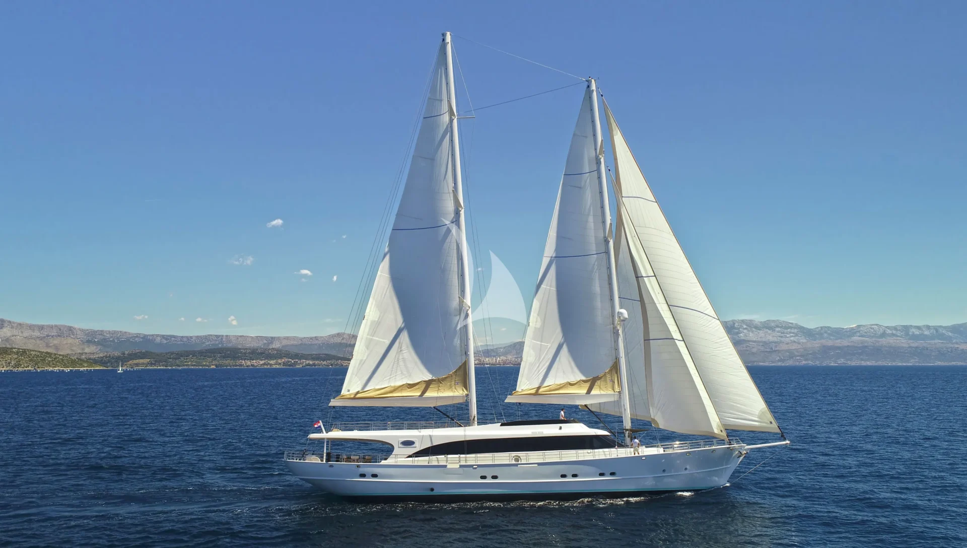 ACAPELLA Charter Yacht