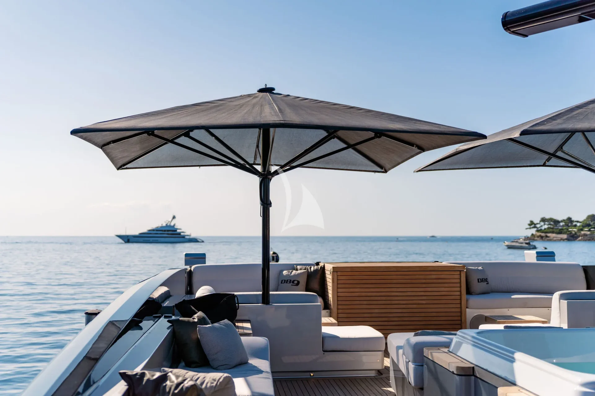 DB9 Charter Yacht