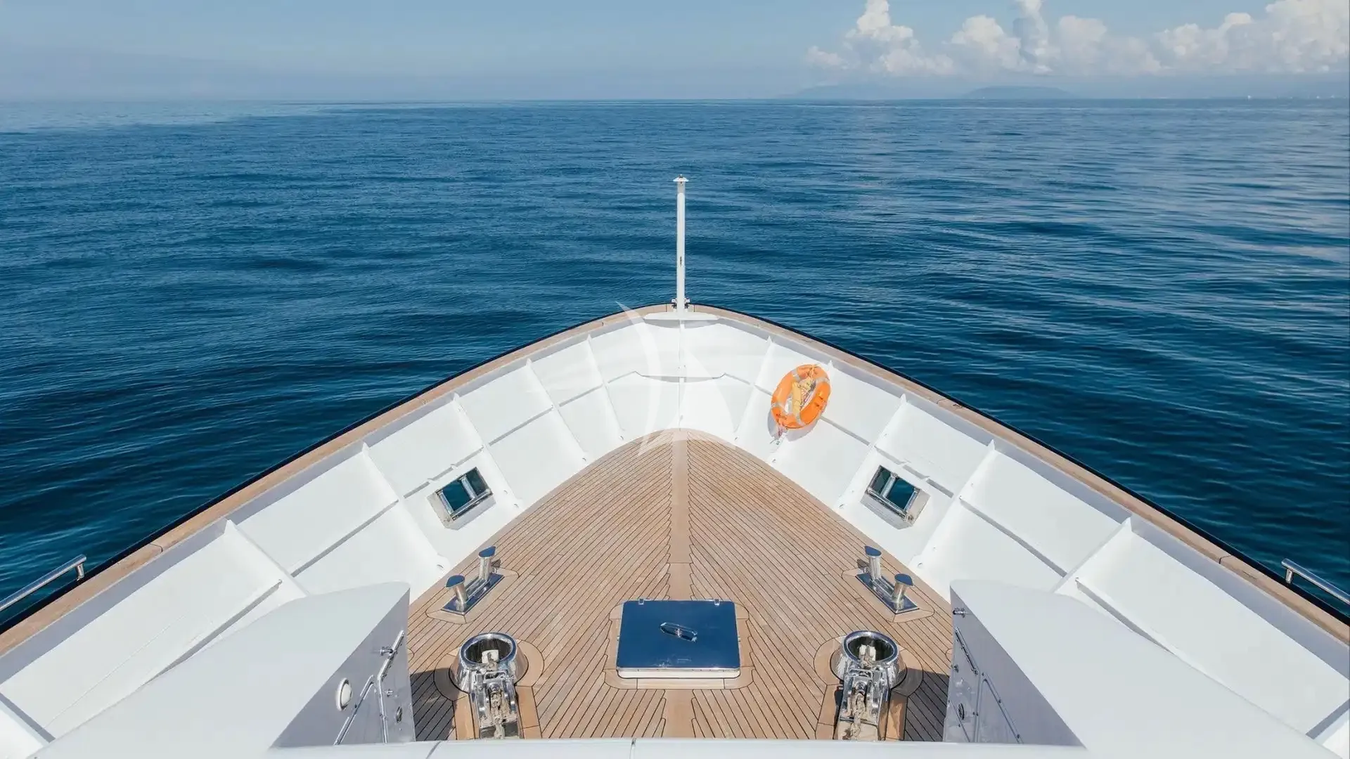 LADY IN BLUE Charter Yacht