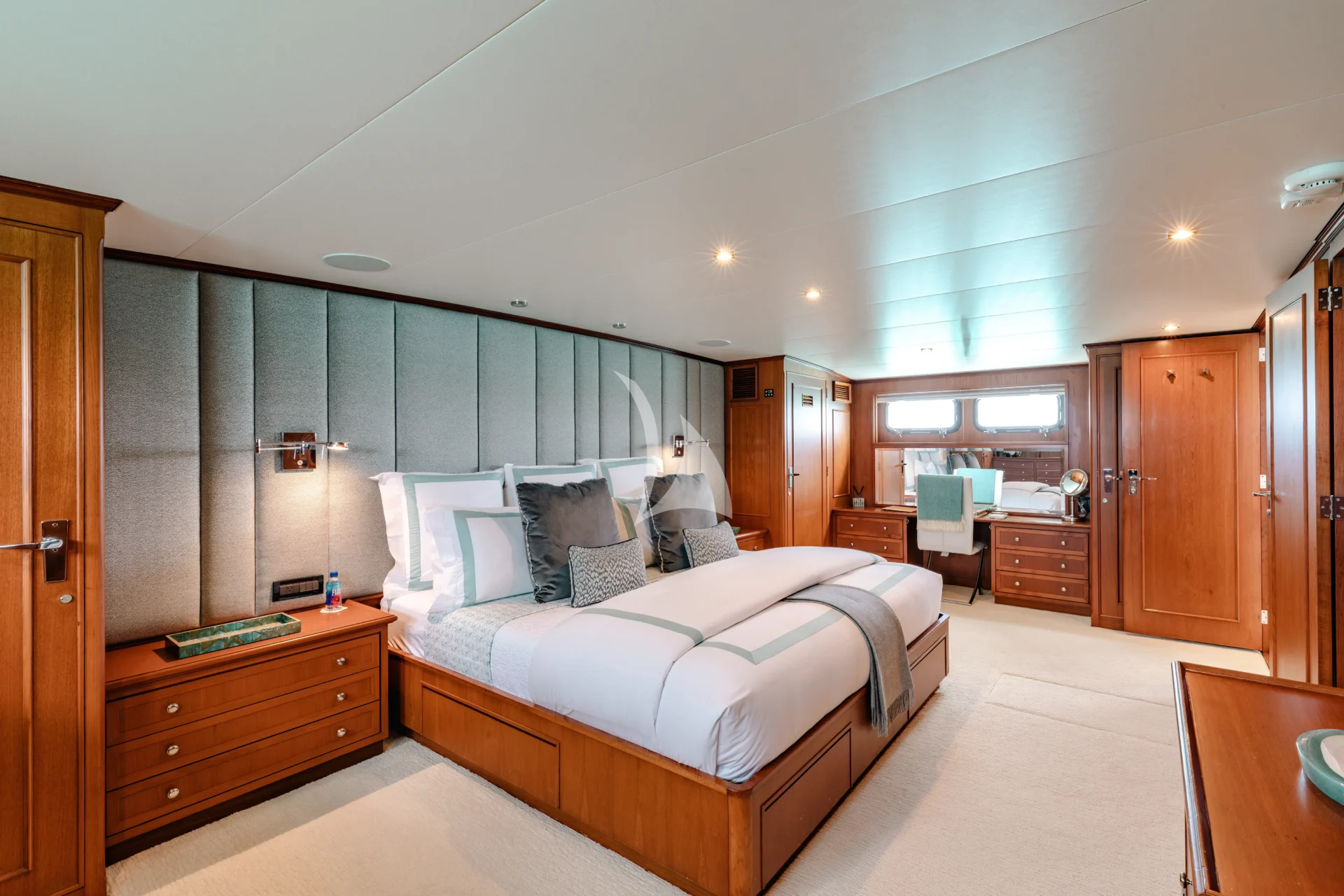 CALYPSO Charter Yacht
