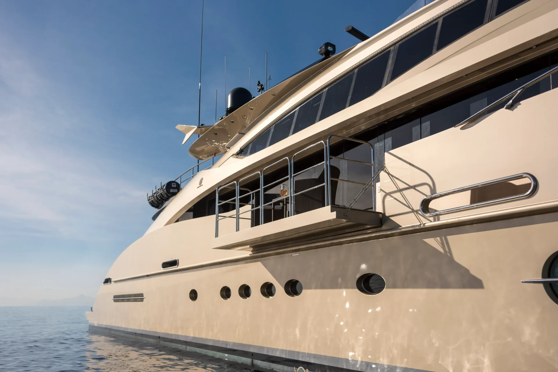 HOKULANI Charter Yacht
