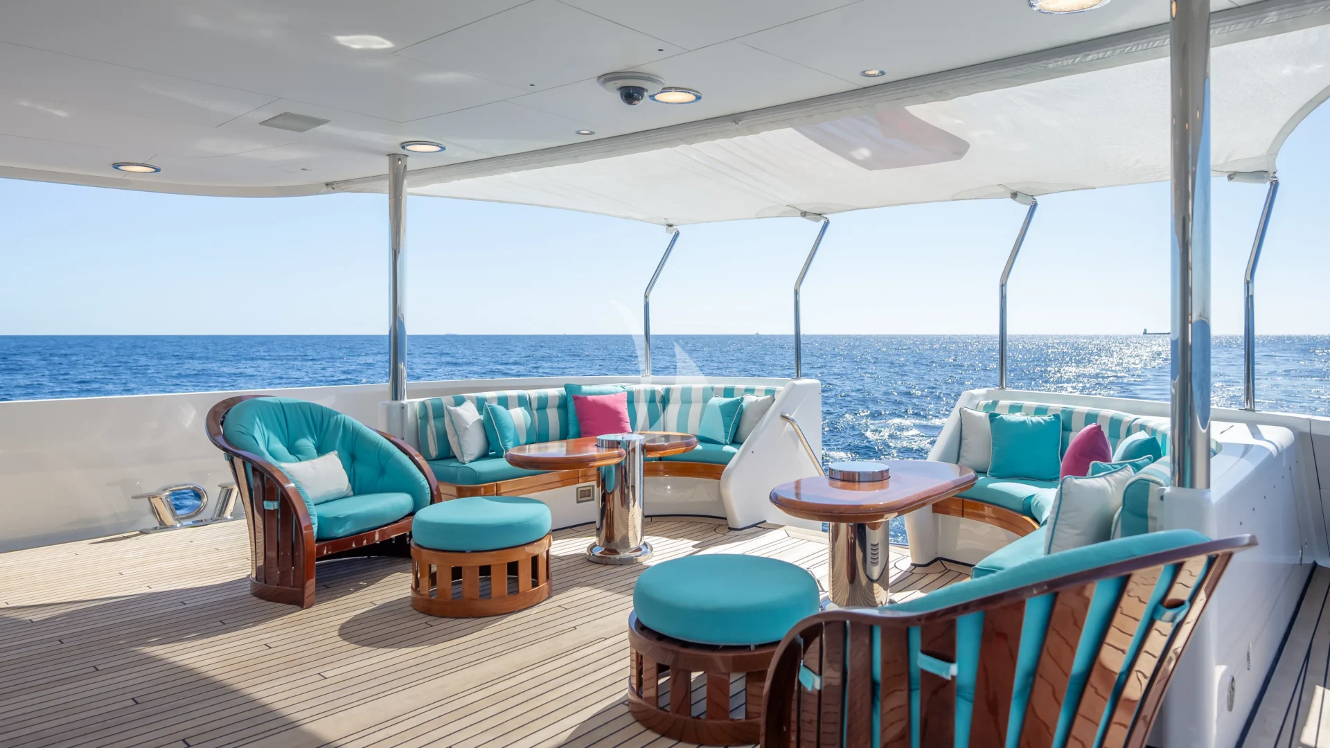 OCTOPUS Charter Yacht