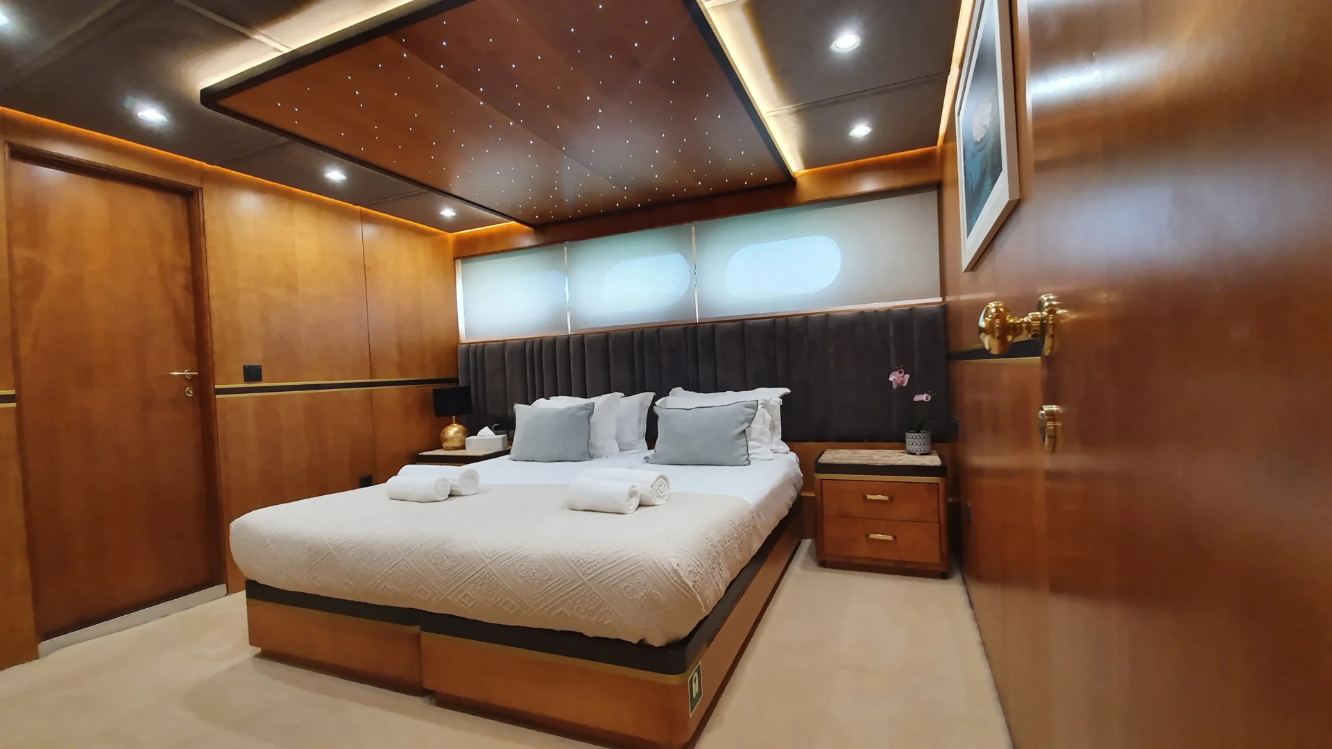 Life is Good Charter Yacht