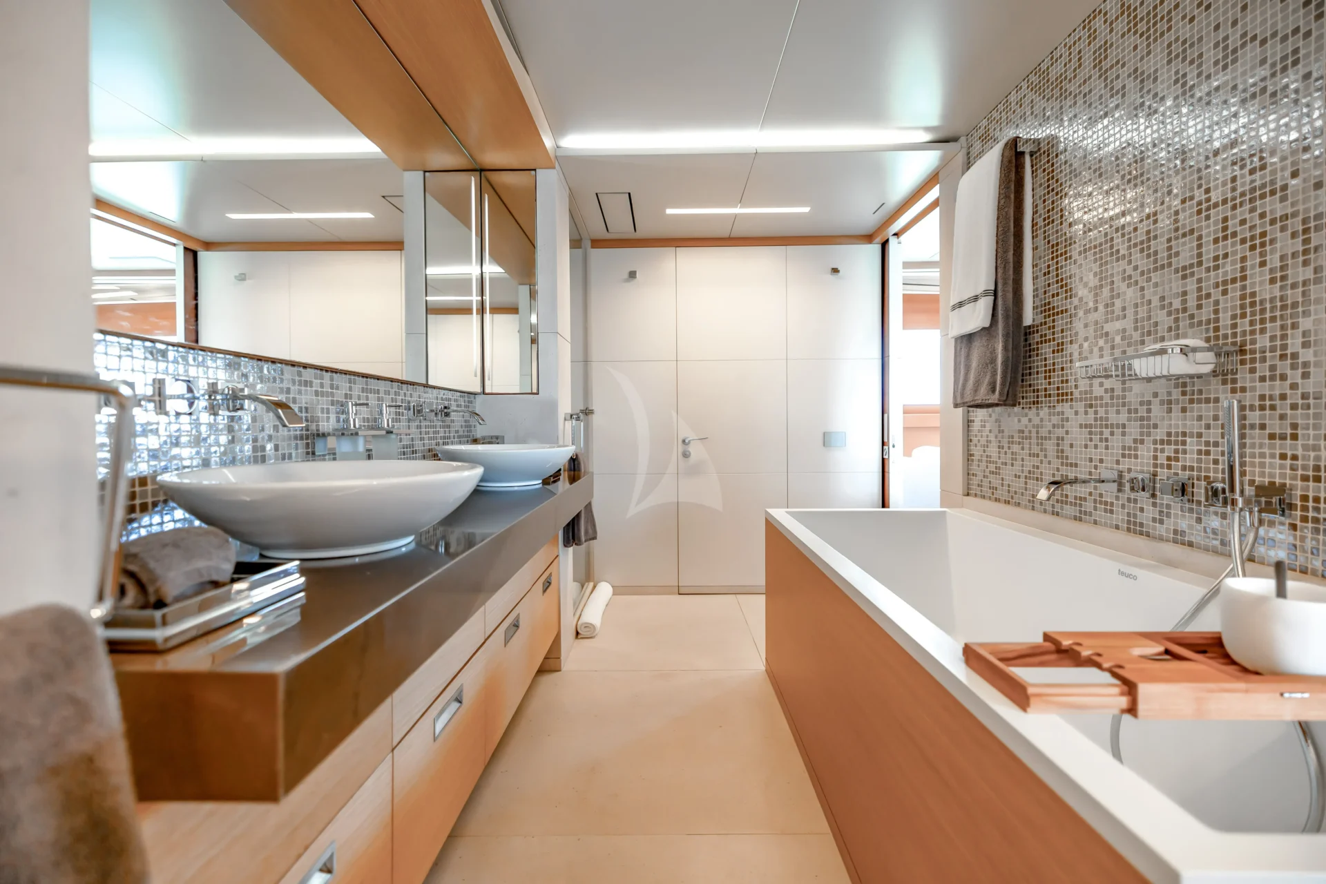 PATIENCE Charter Yacht