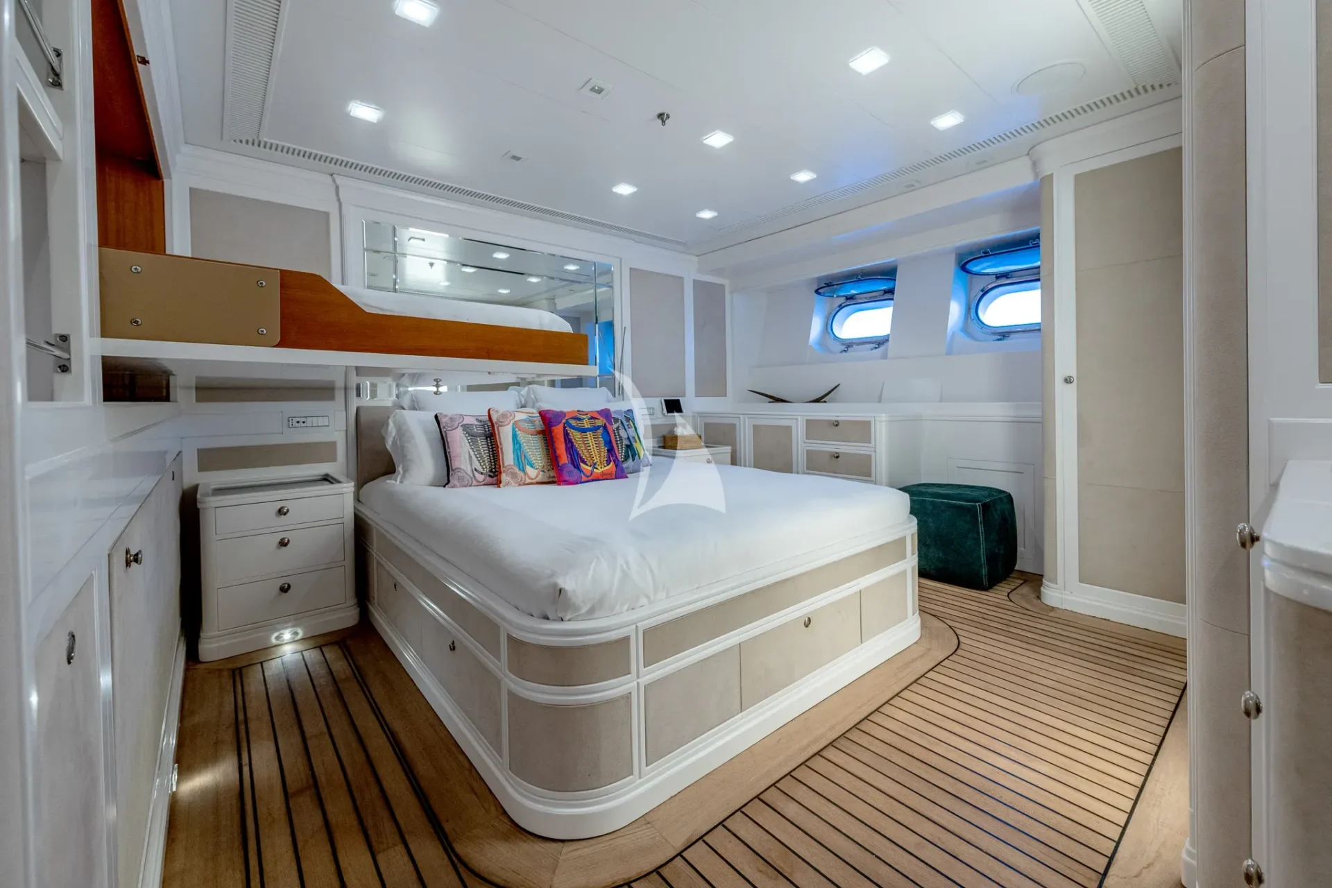 SPIRIT OF THE C'S Charter Yacht