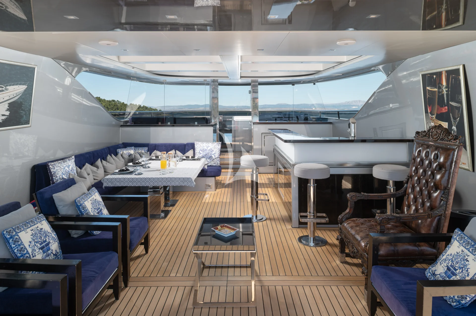 SMOOTH OPERATOR Charter Yacht