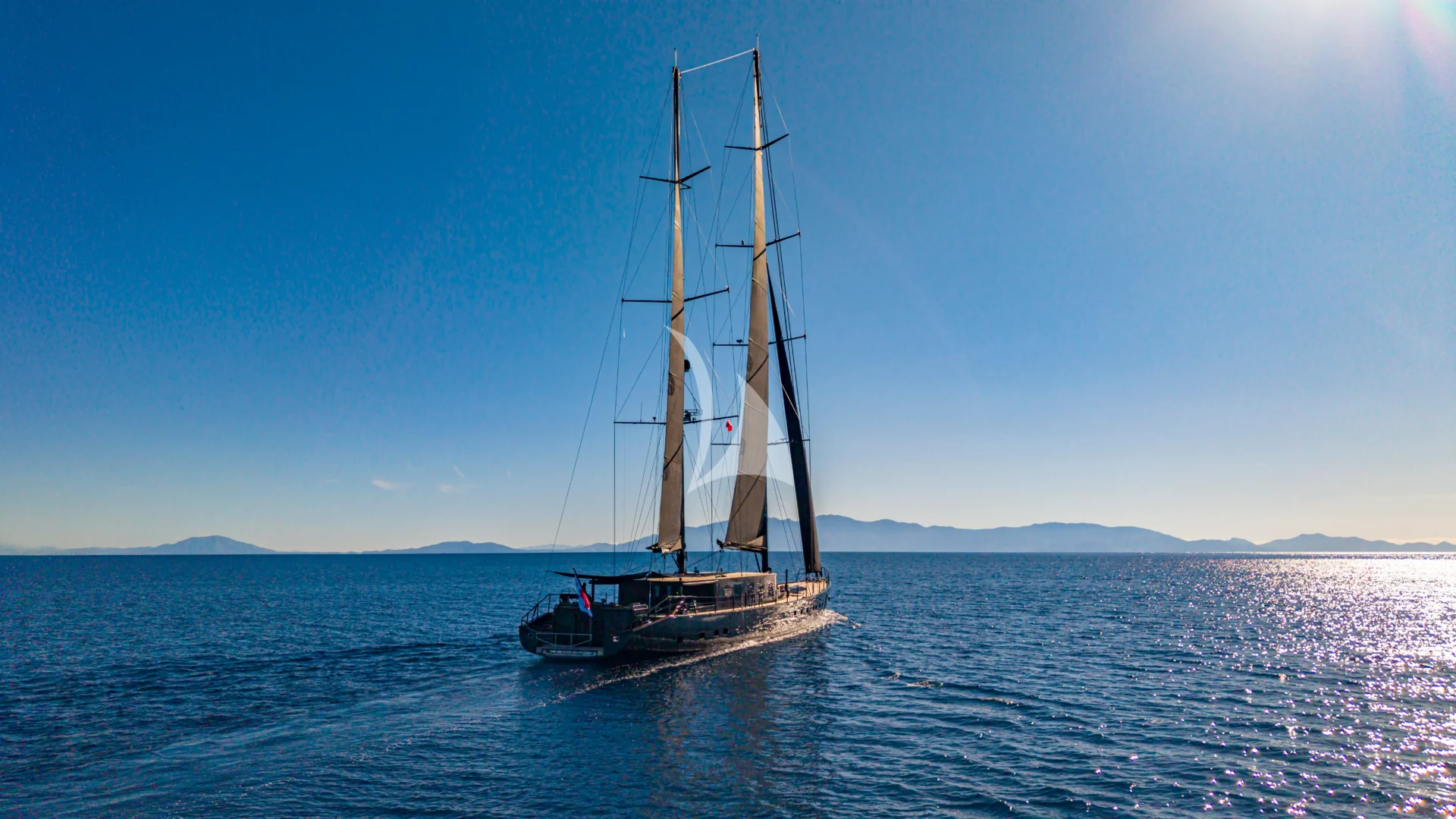 SEVEN Charter Yacht