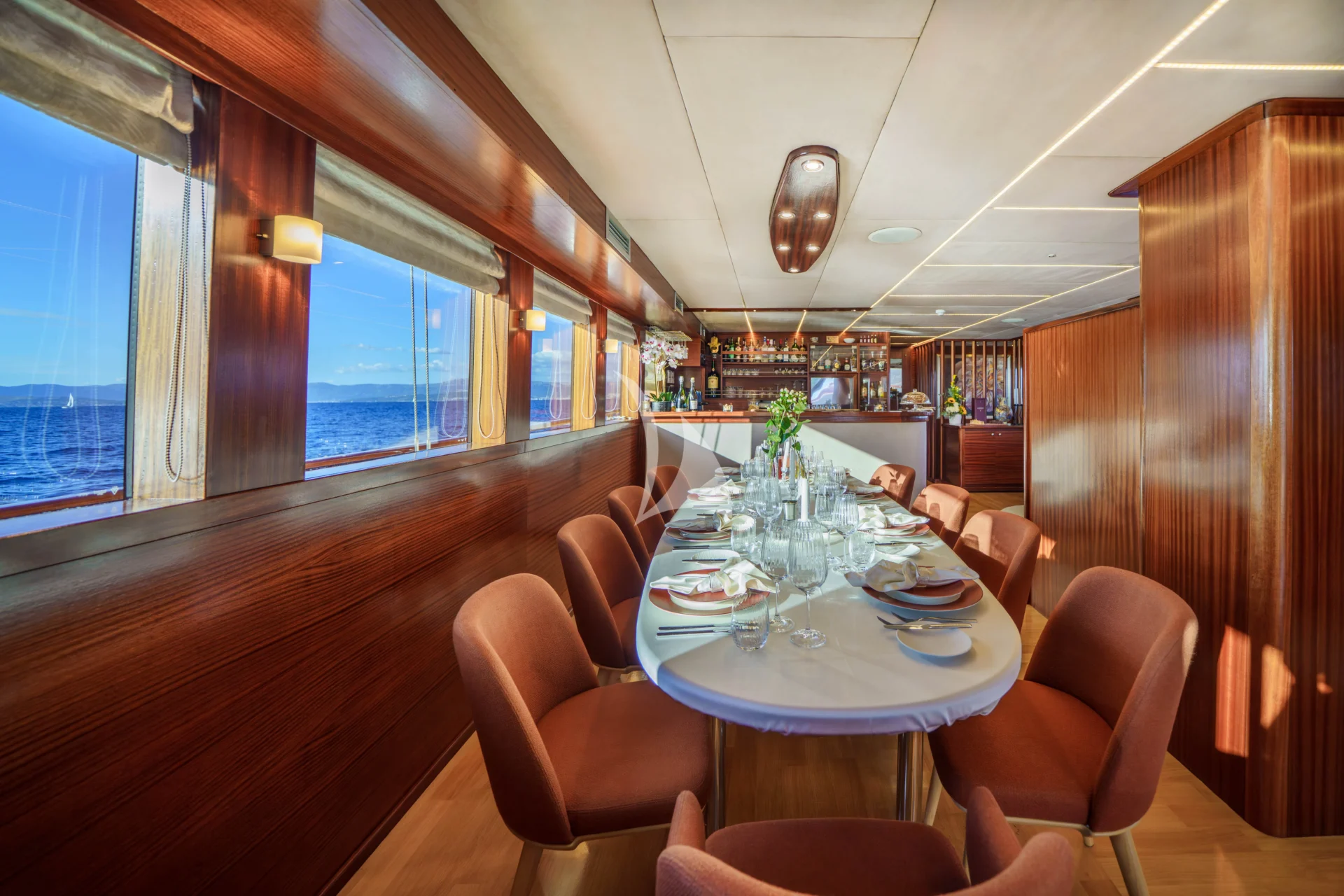 SON DE MAR Charter Yacht