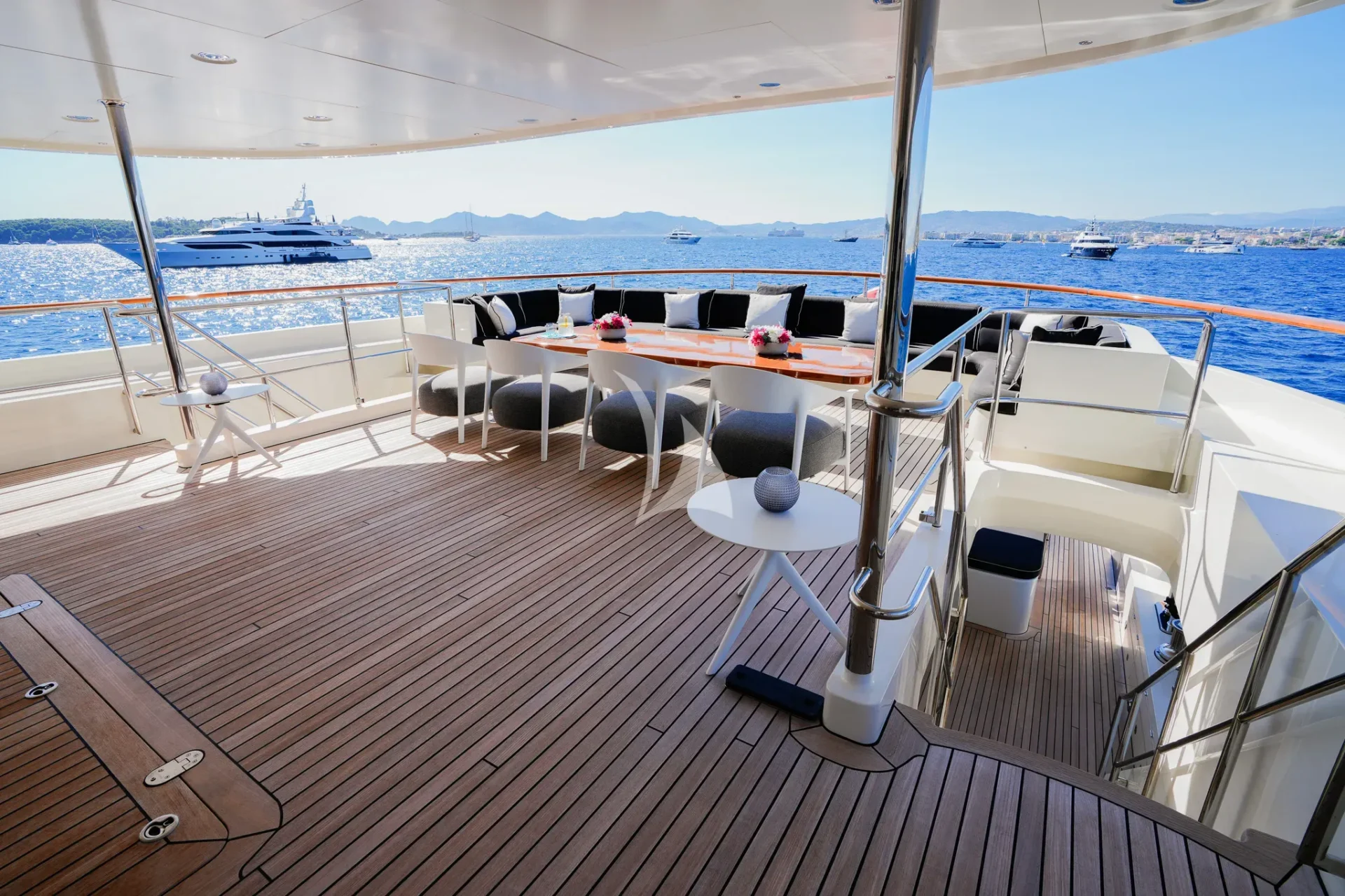 GHOST III Charter Yacht