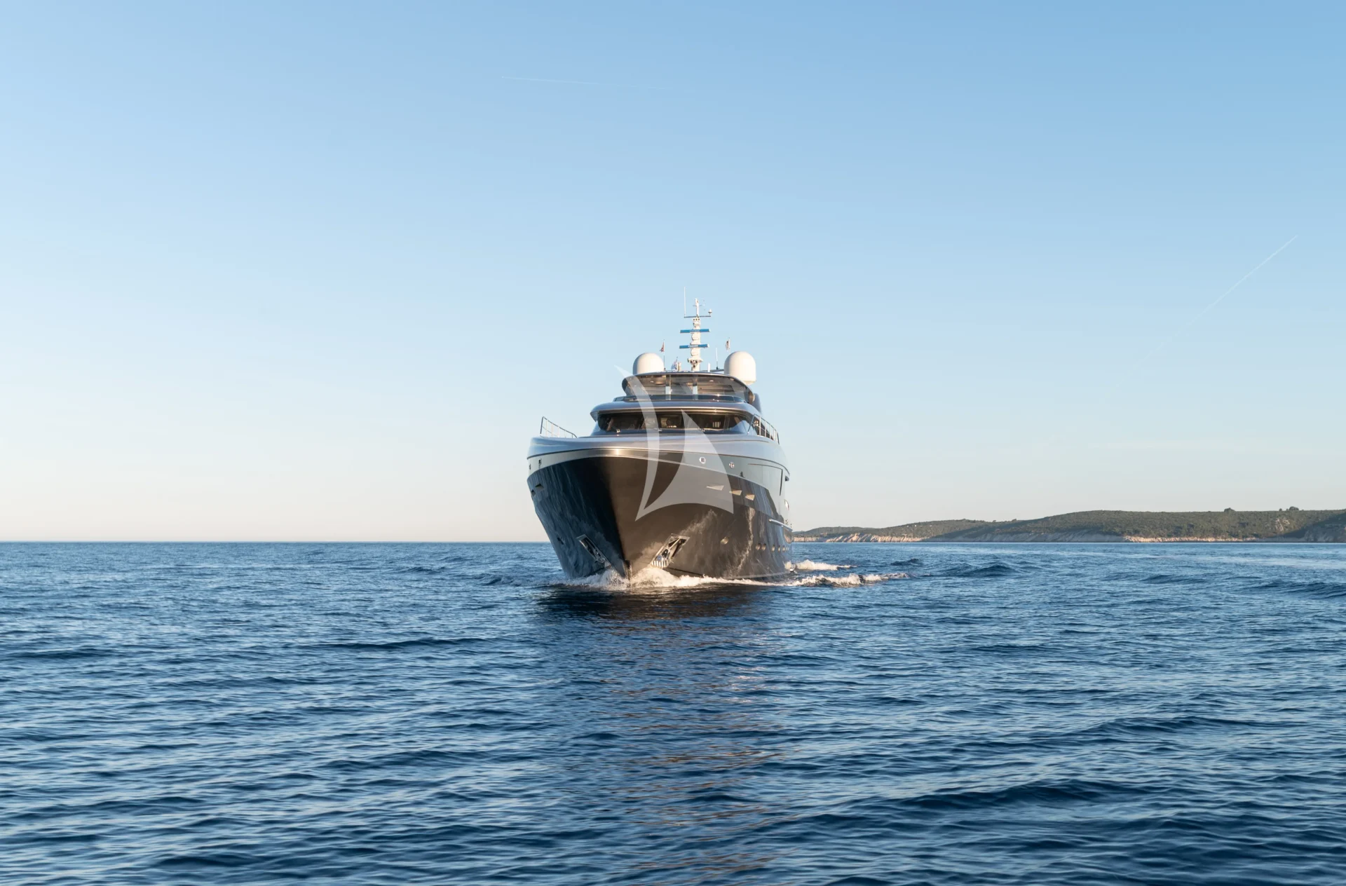SMOOTH OPERATOR Charter Yacht