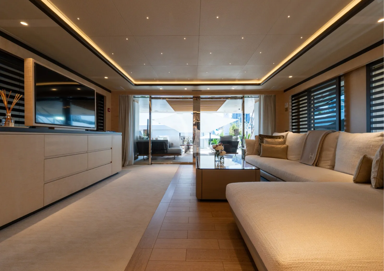MINE GAMES Charter Yacht