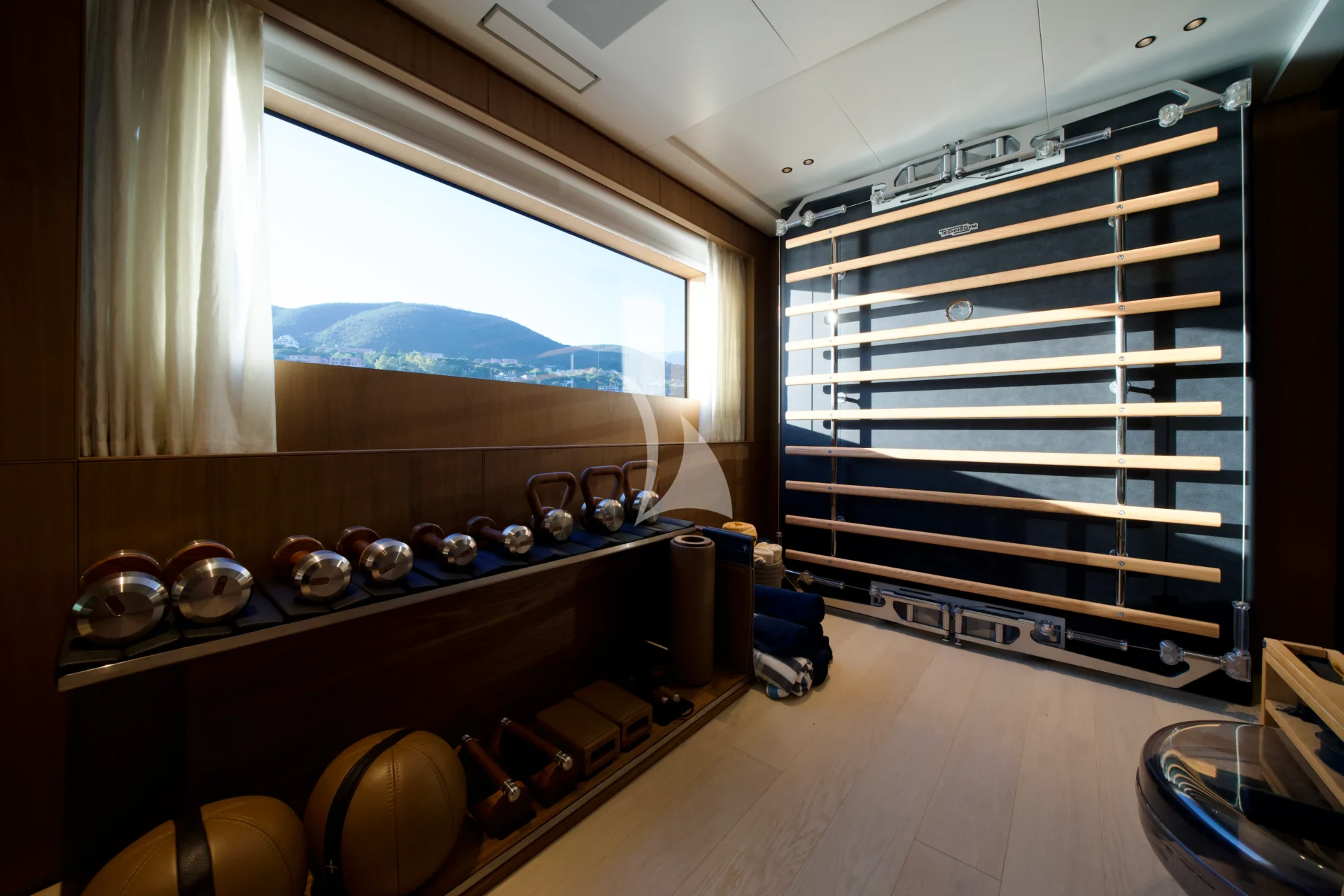 COSMICO Charter Yacht